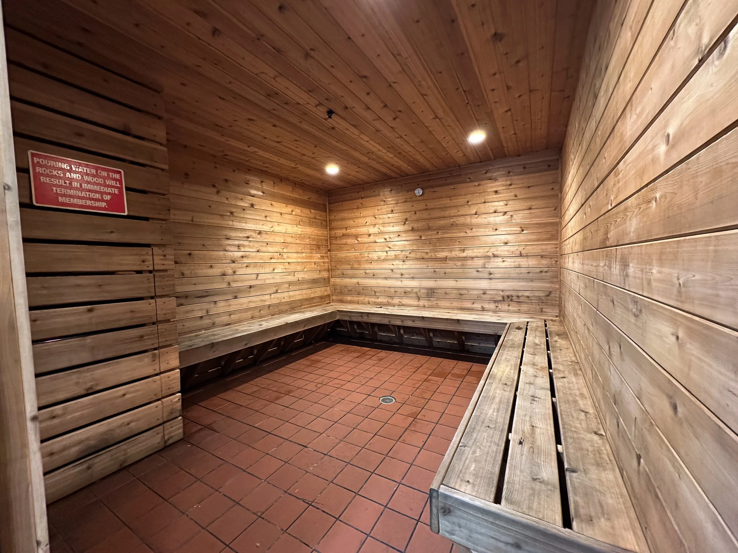 Harbor Fitness Mill Basin SAUNA