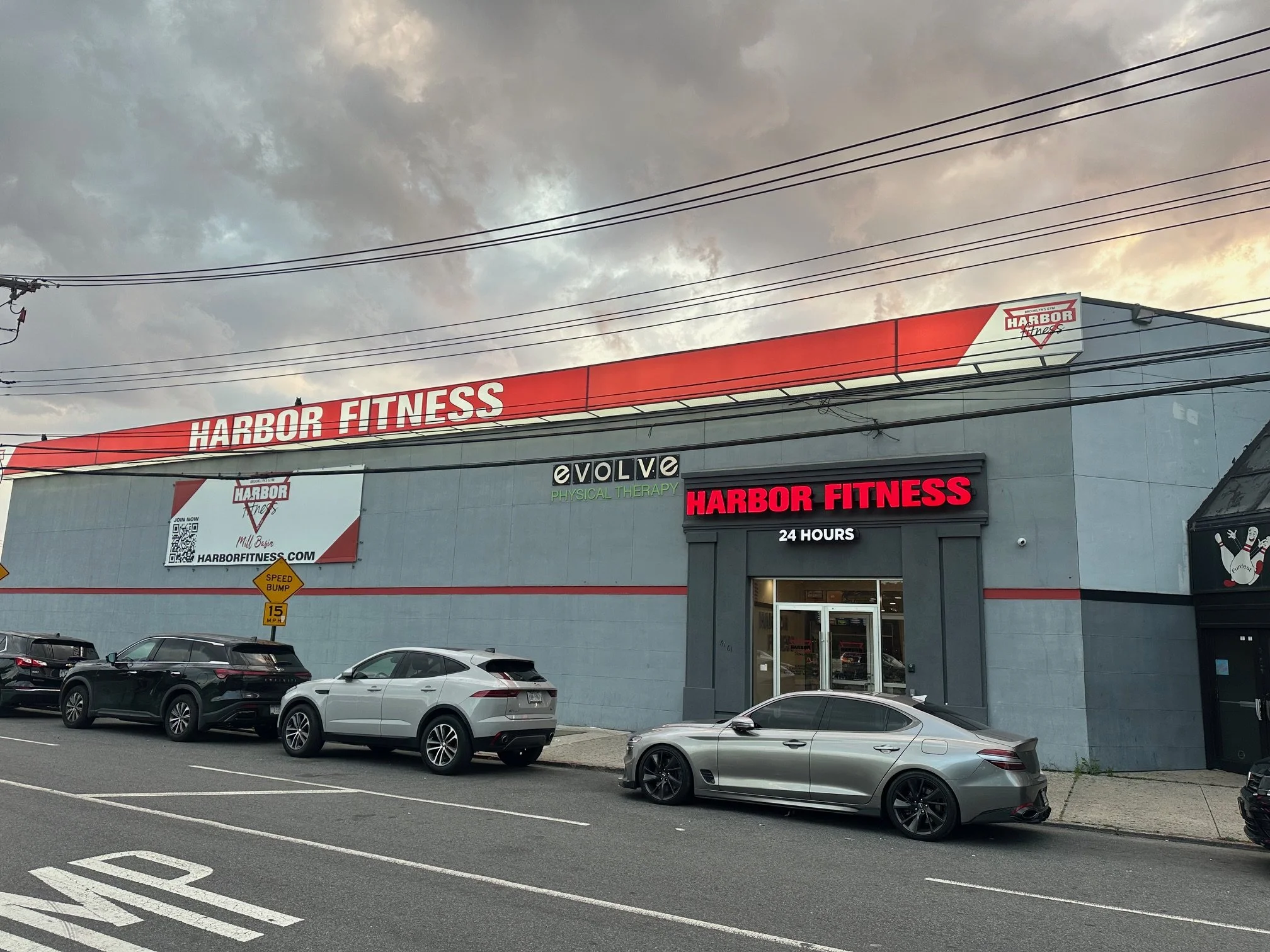 Harbor Fitness Mill Basin Front Entrance