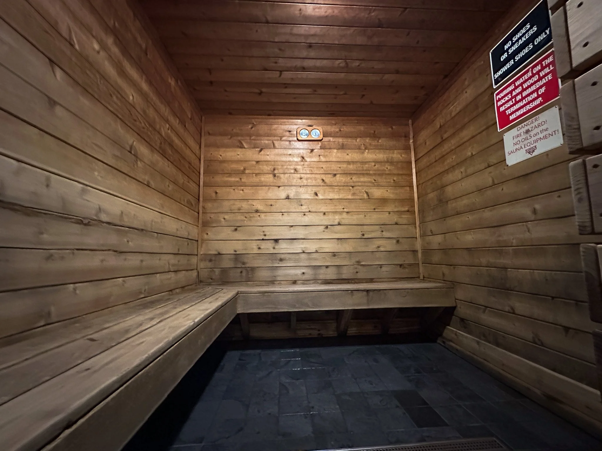 HARBOR FITNESS 92 SAUNA