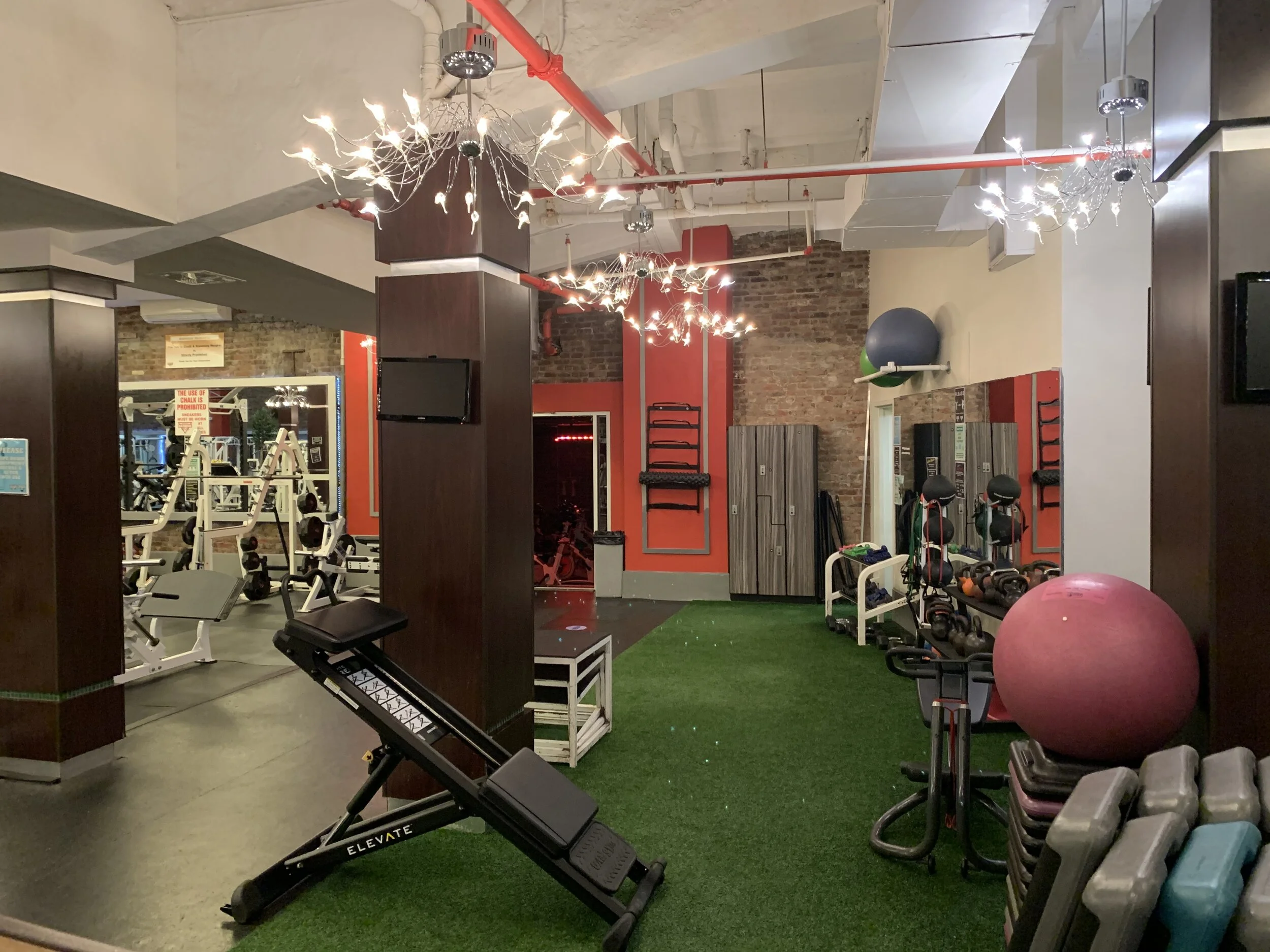 HARBOR FITNESS 92 DOWNSTAIRS TURF