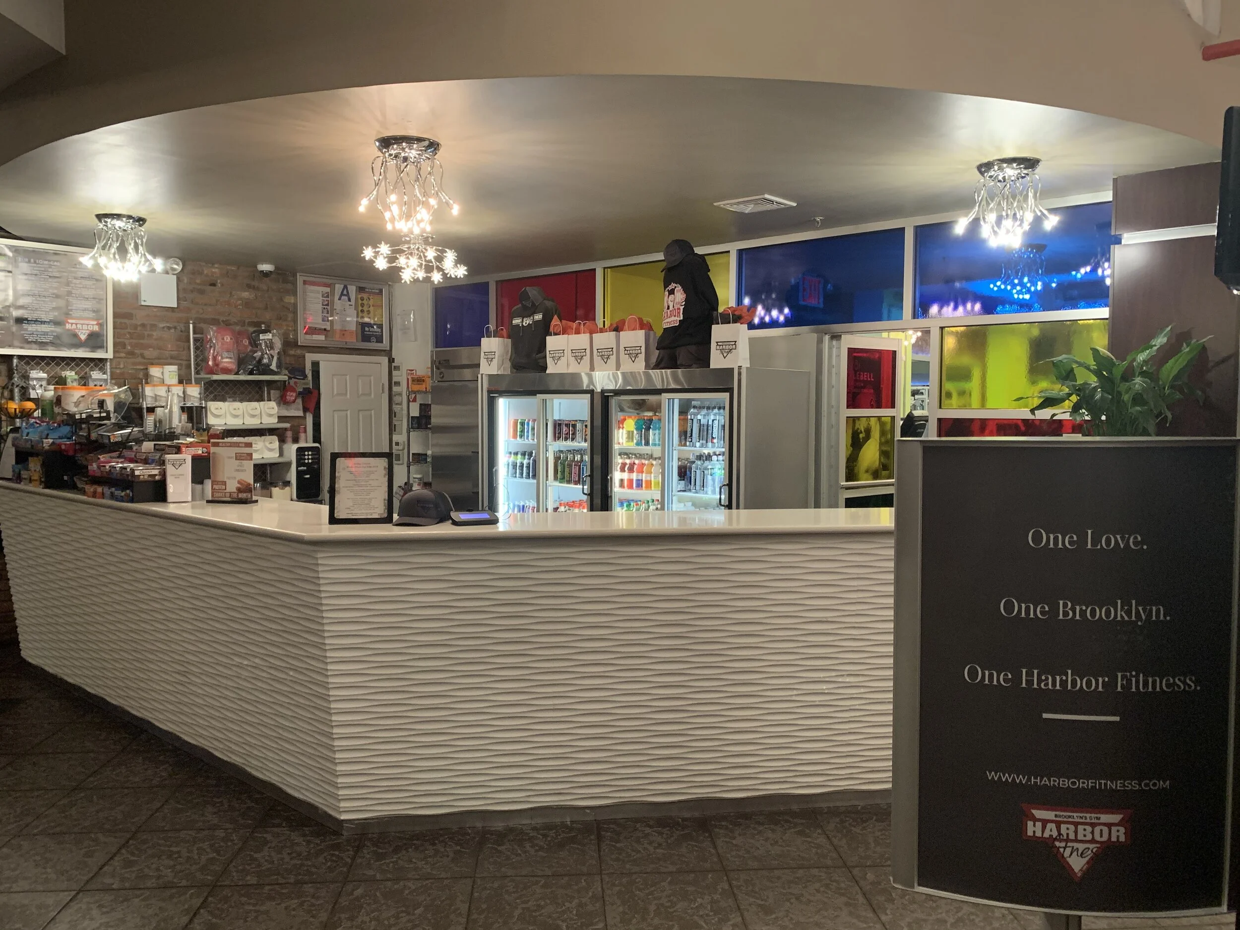 HARBOR FITNESS 92 FRONT DESK