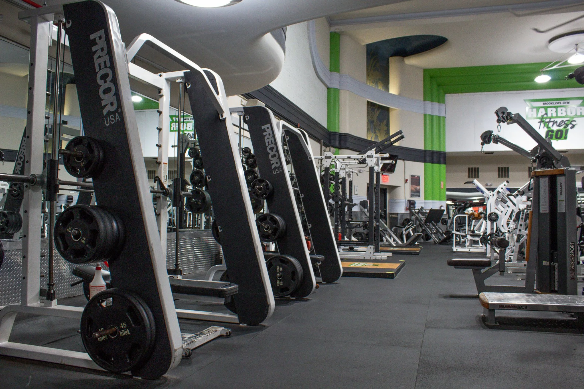 GO! MARINE PARK SMITH MACHINES
