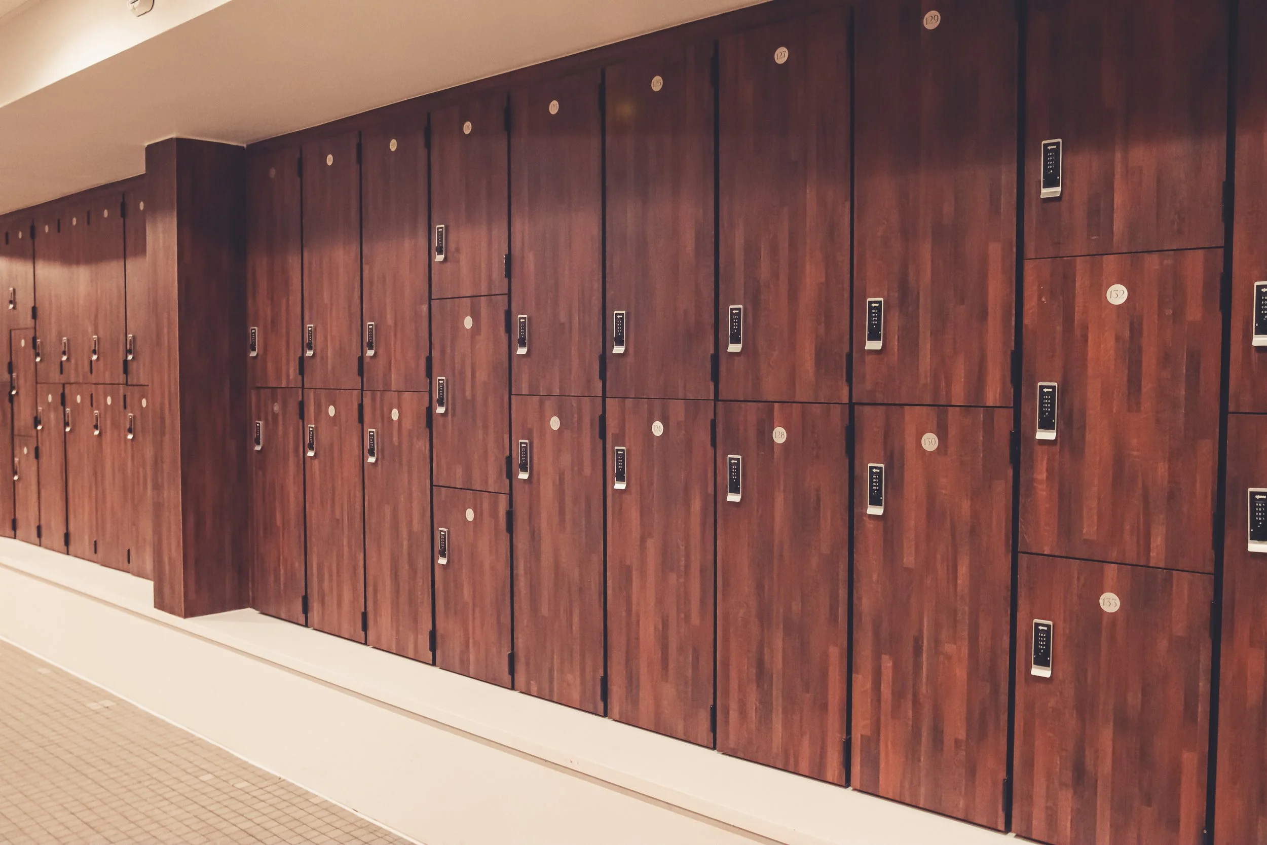 Harbor Fitness Midwood Locker Room 2