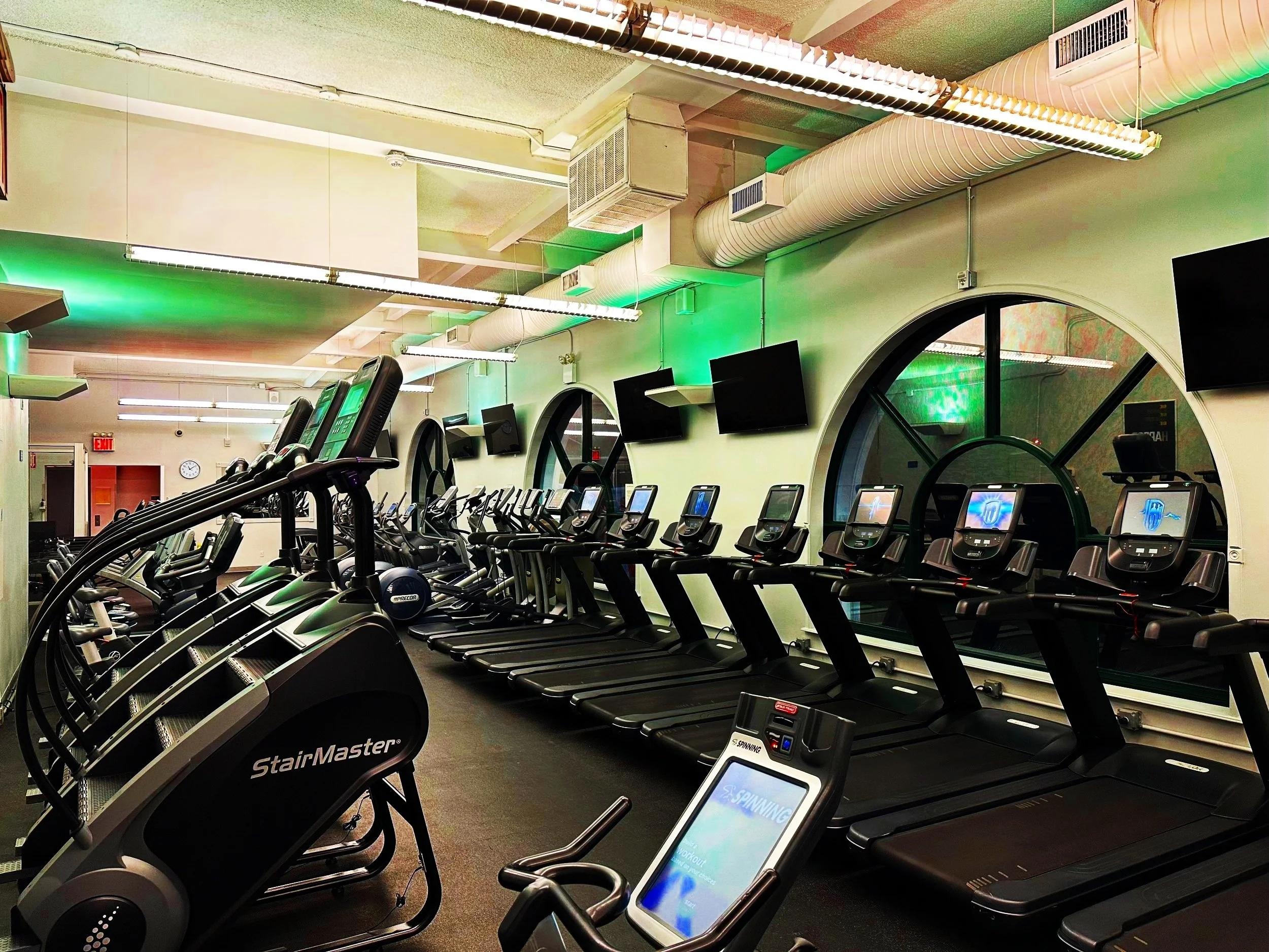 Harbor Fitness Bay Ridge At 72nd Street Cardiovascular Machines