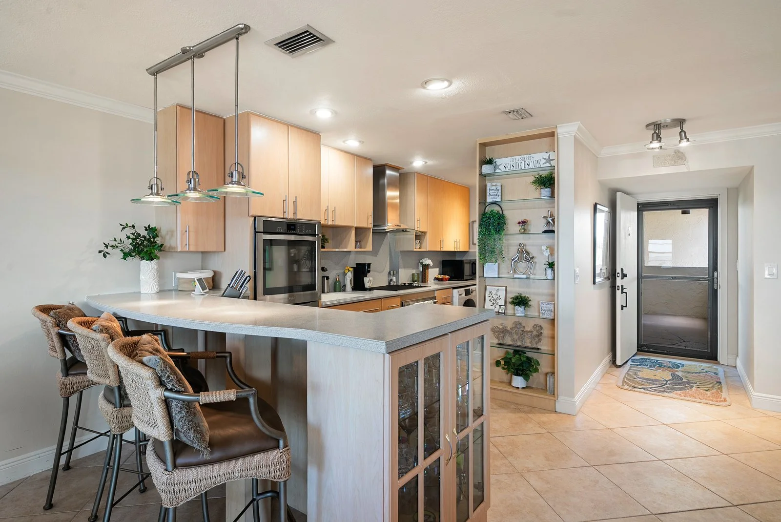 tamarind-bay-club-residence-two-kitchen-entry-view.JPG