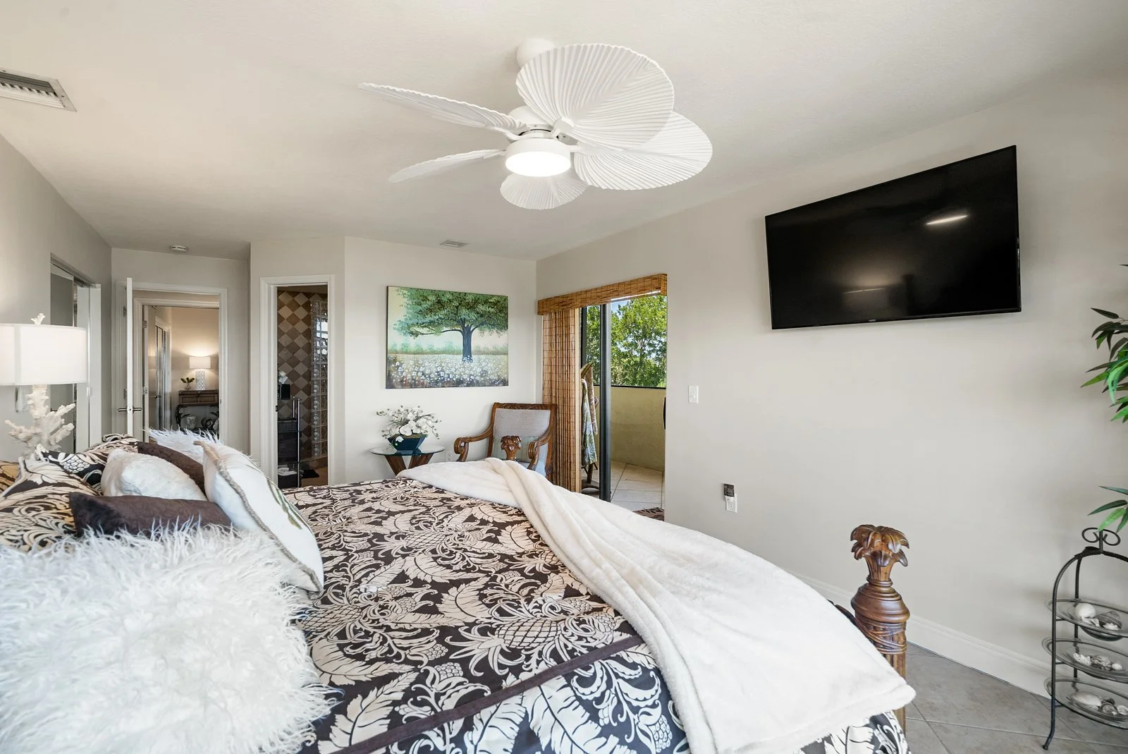 tamarind-bay-club-residence-two-primary-bedroom-tv-view.JPG