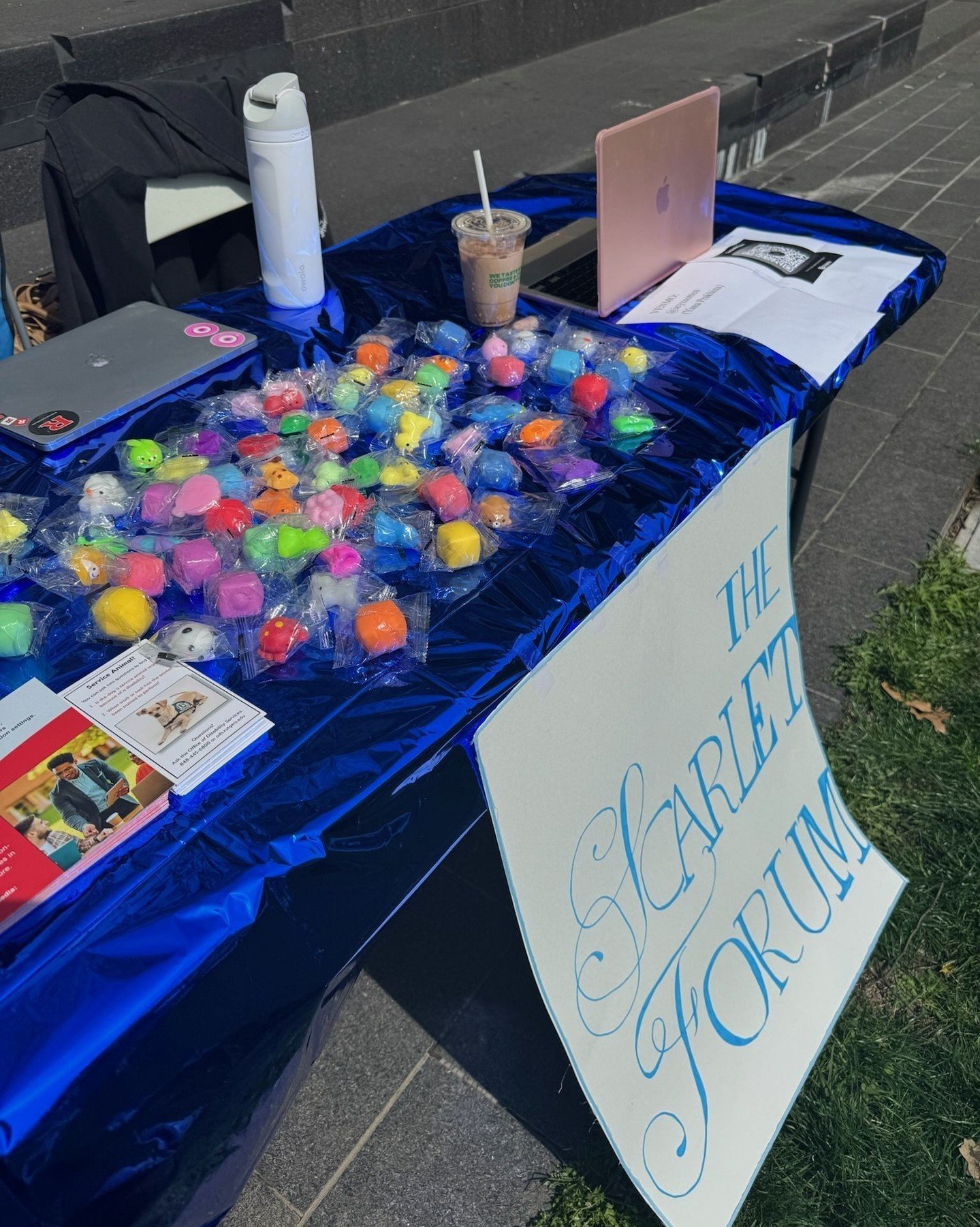 We had the best time tabling yesterday 💕 thanks for all the love (and squeezes)!