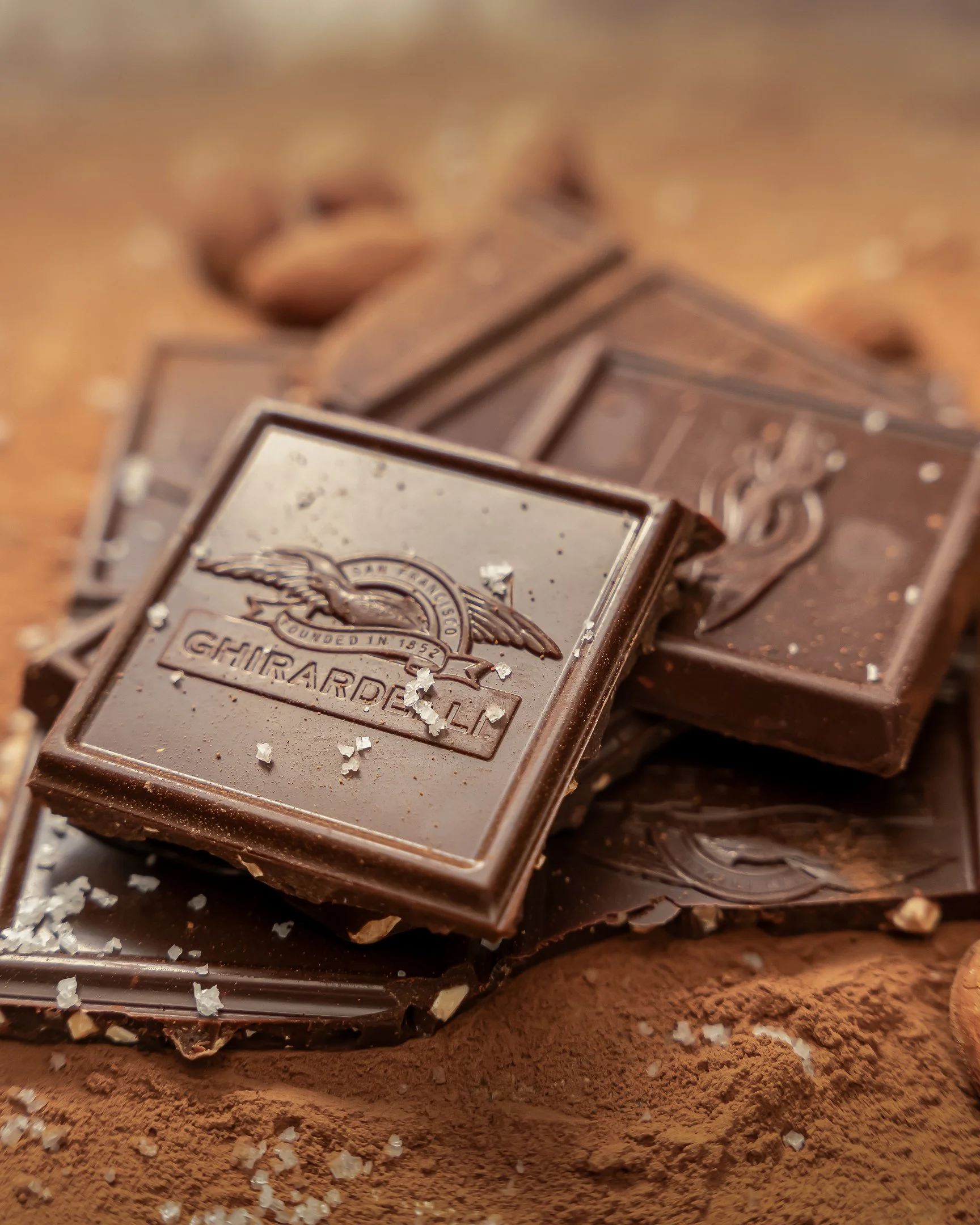 Chocolate Macro Texture
High-contrast macro photography capturing the rich, crystalline textures of premium dark chocolate.