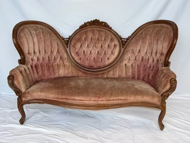 rose couch.jpg