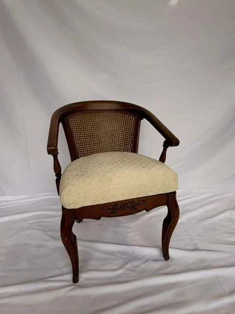 Wicker Cushioned Chair.jpg