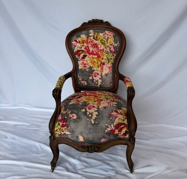 Maroon Floral Chair.jpg