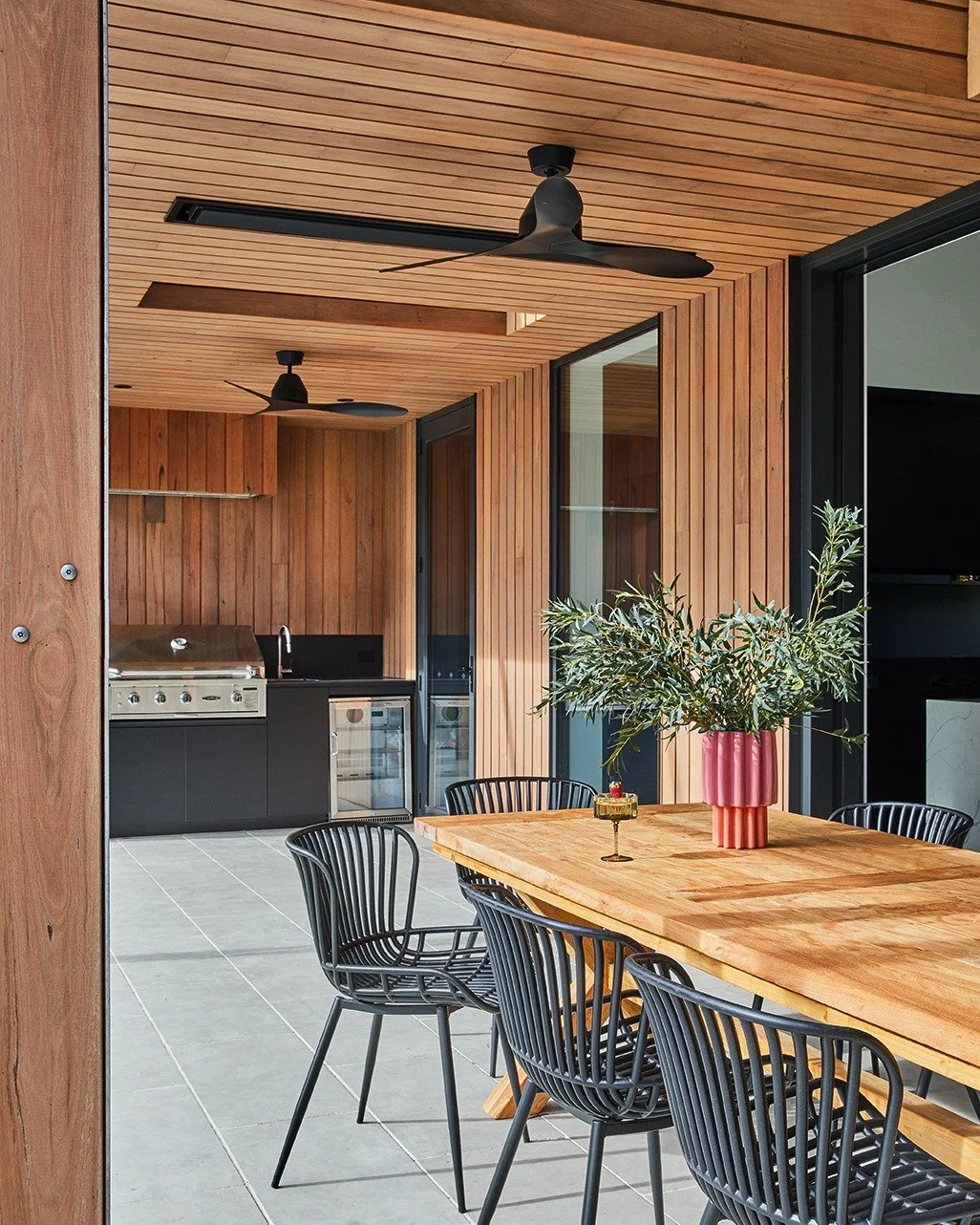 An alfresco designed for long lunches, slow afternoons and family gatherings.

Captured by @stephanie_rooney (and a few additional snapped on handover day) and styled by @nikkimcgar_interiors . Looking forward to watching the grape vines slowly take 
