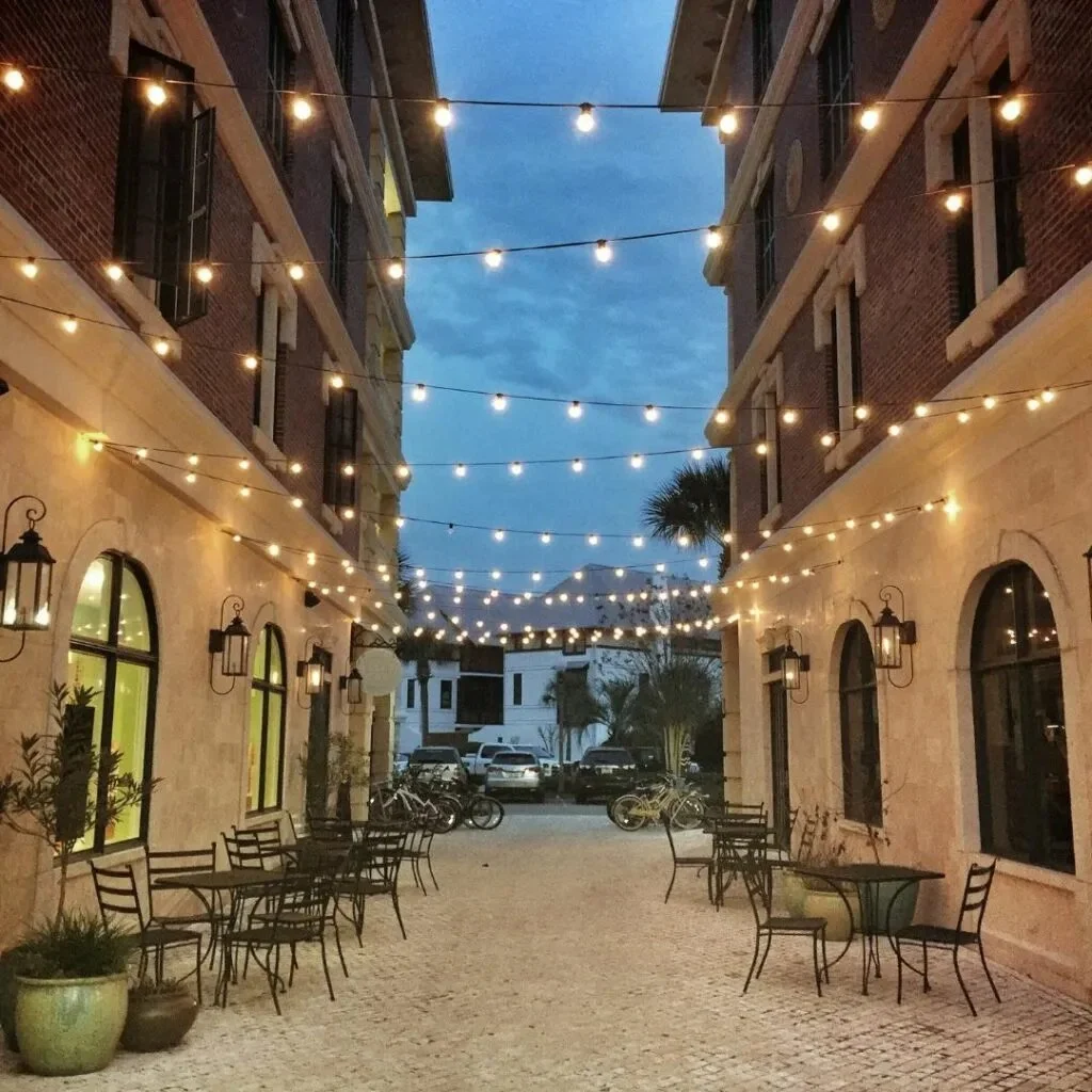 RestaurantBistros.jpg