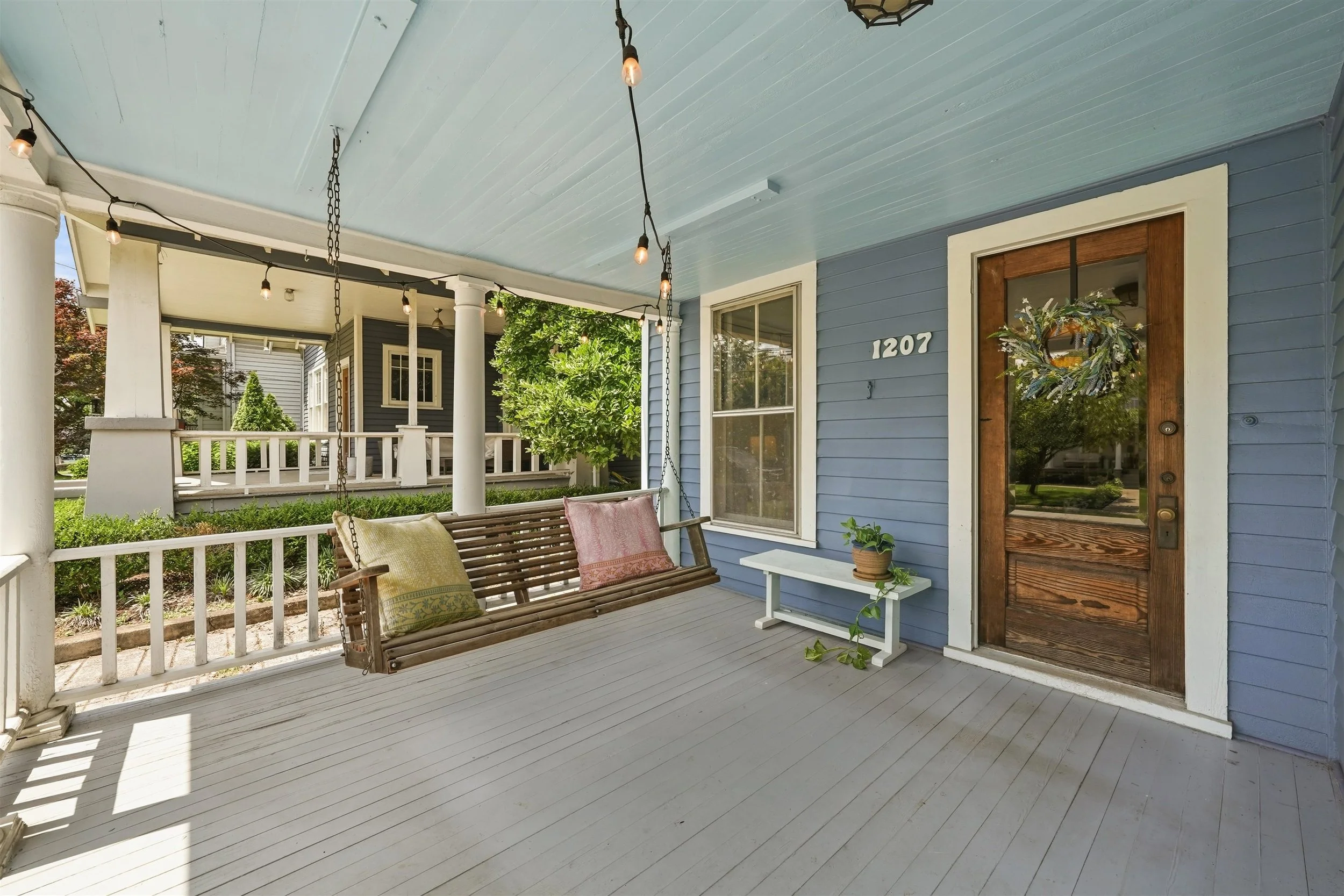Beautifully designed home interior in Knoxville, Tennessee