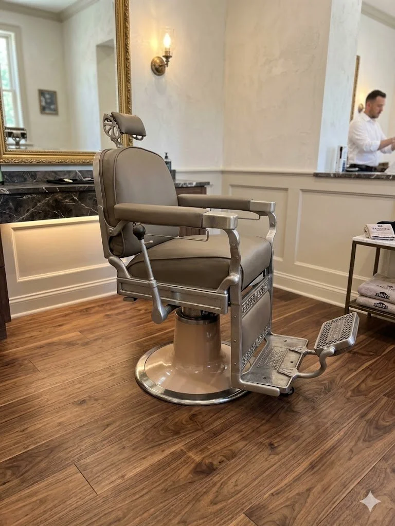 barber chair in shop 1.jpg