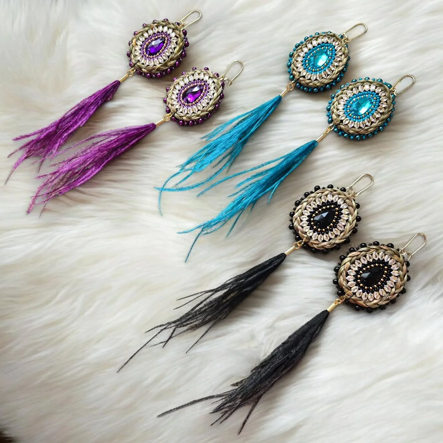 I will be getting the privilege of showcasing some of my jewelry this weekend at a gala event and have been in the process of making some items for the occasion 😊 I will have this specific design in 6 colours. All are available for sale to be shippe