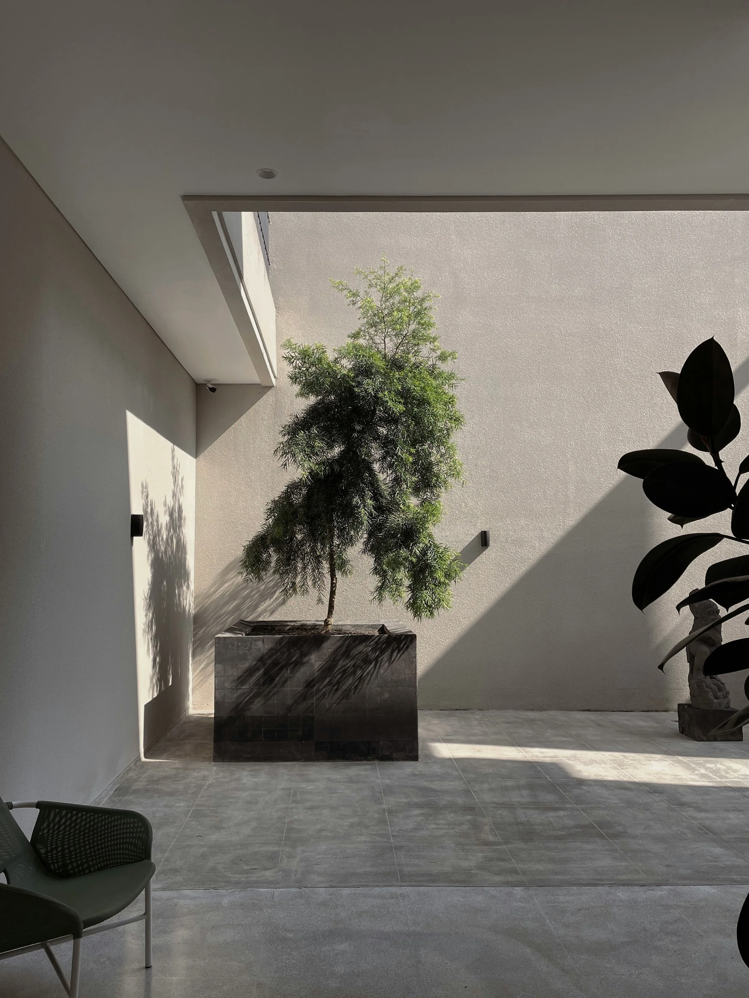 arvin-putra-pratama-PdXq_LgexIc-unsplash.jpg (Copy)