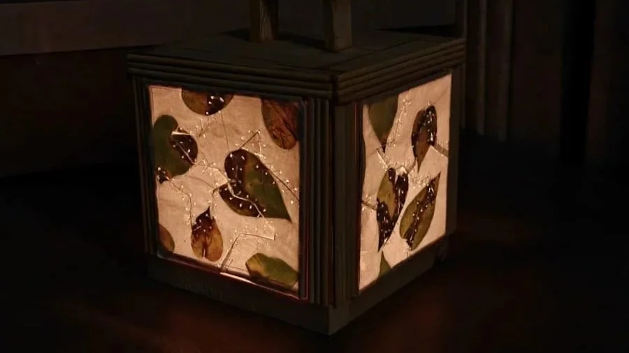 SUSTAINABLE DESK LAMP