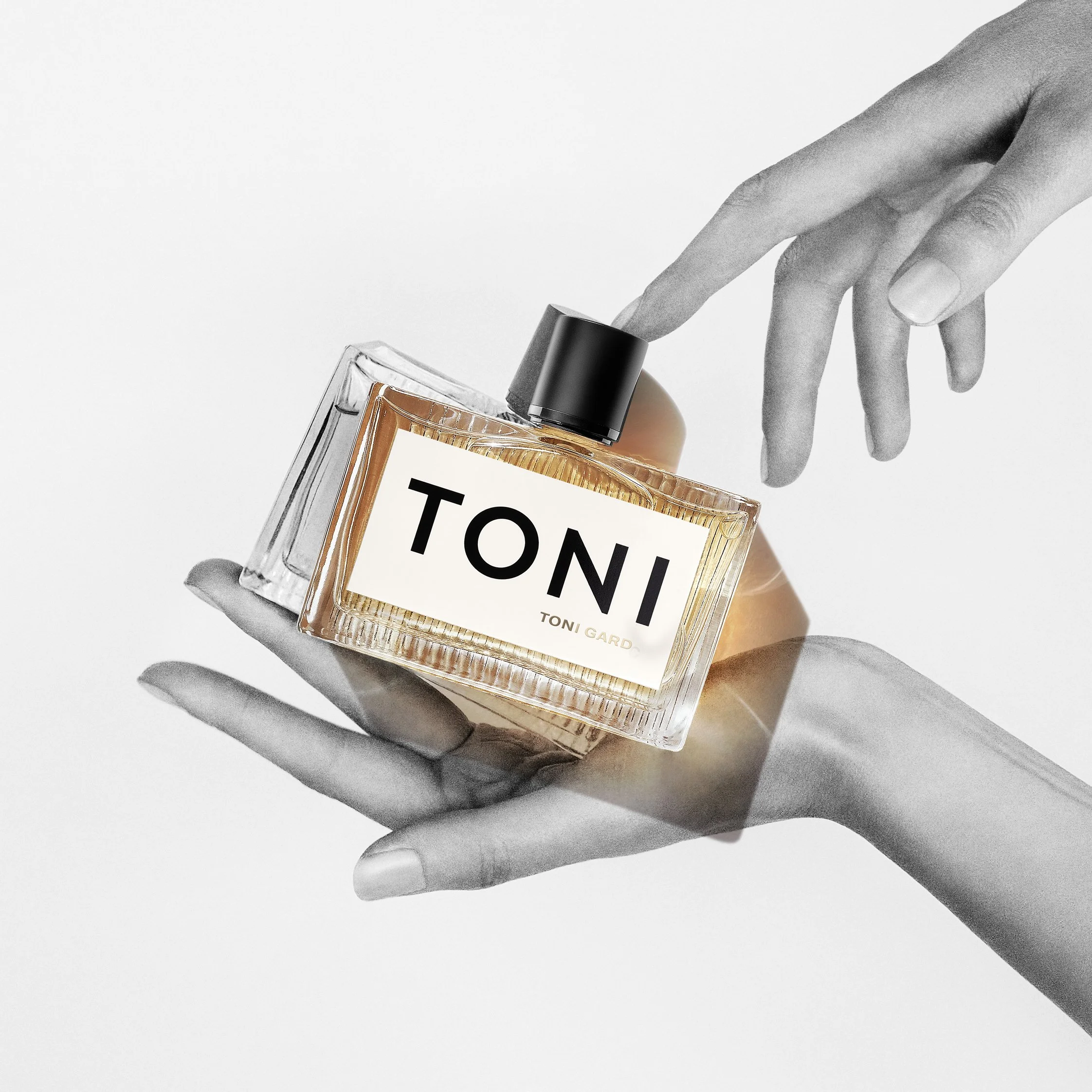 _261015_Packaging_Showcase_TONI1.jpg