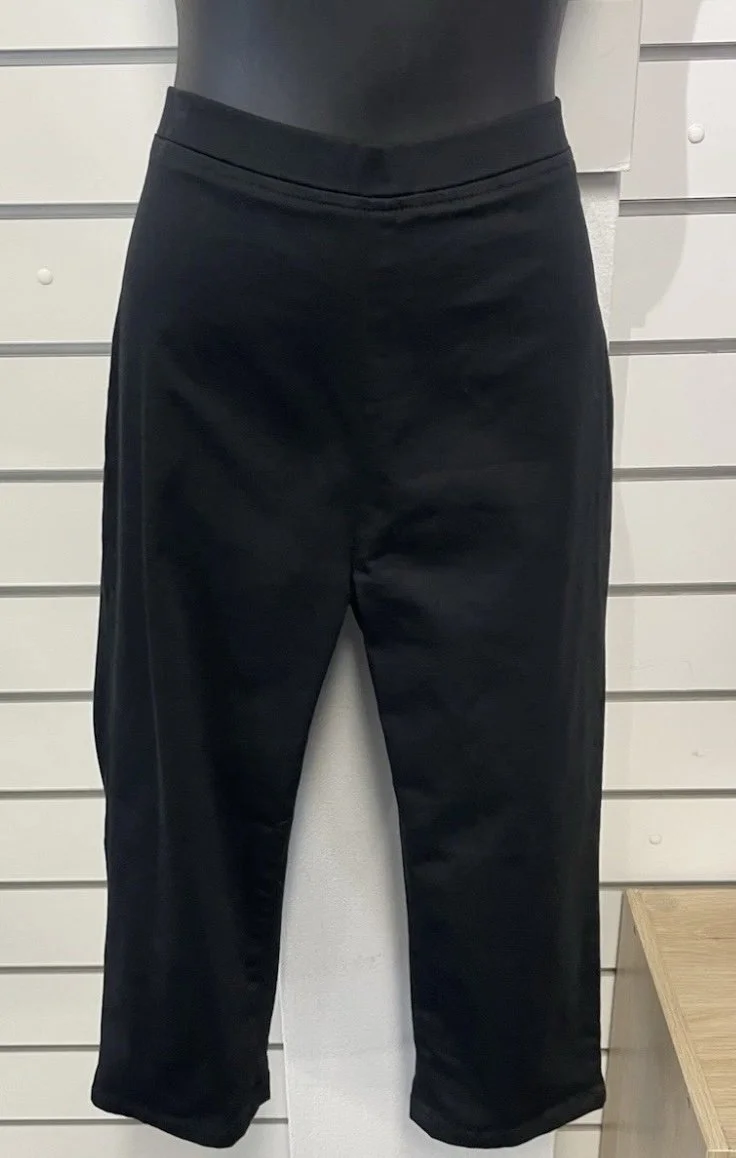 Vassalli Ladies Golf Capri Pants - Black Capri