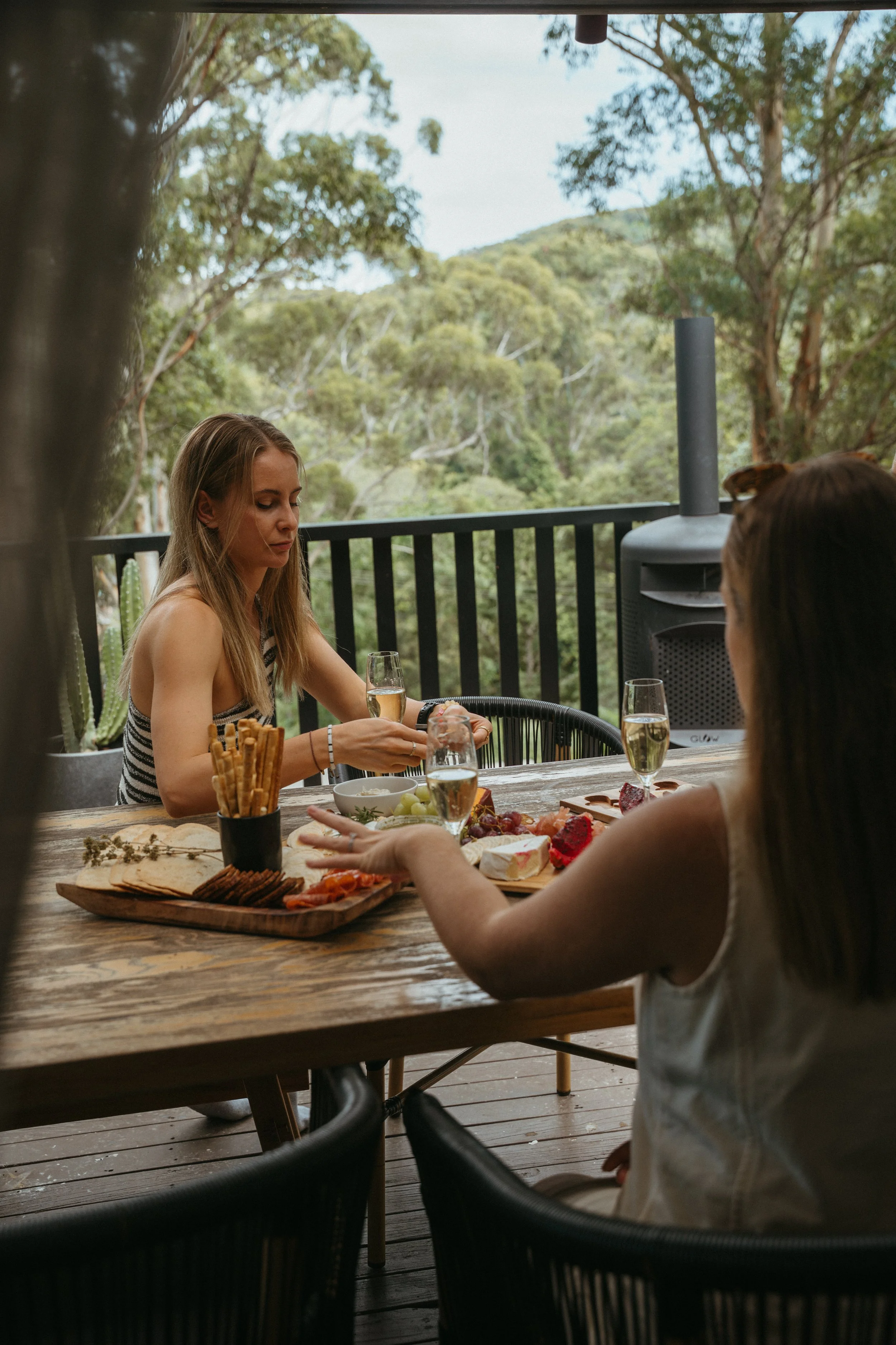 valley view dine.jpg