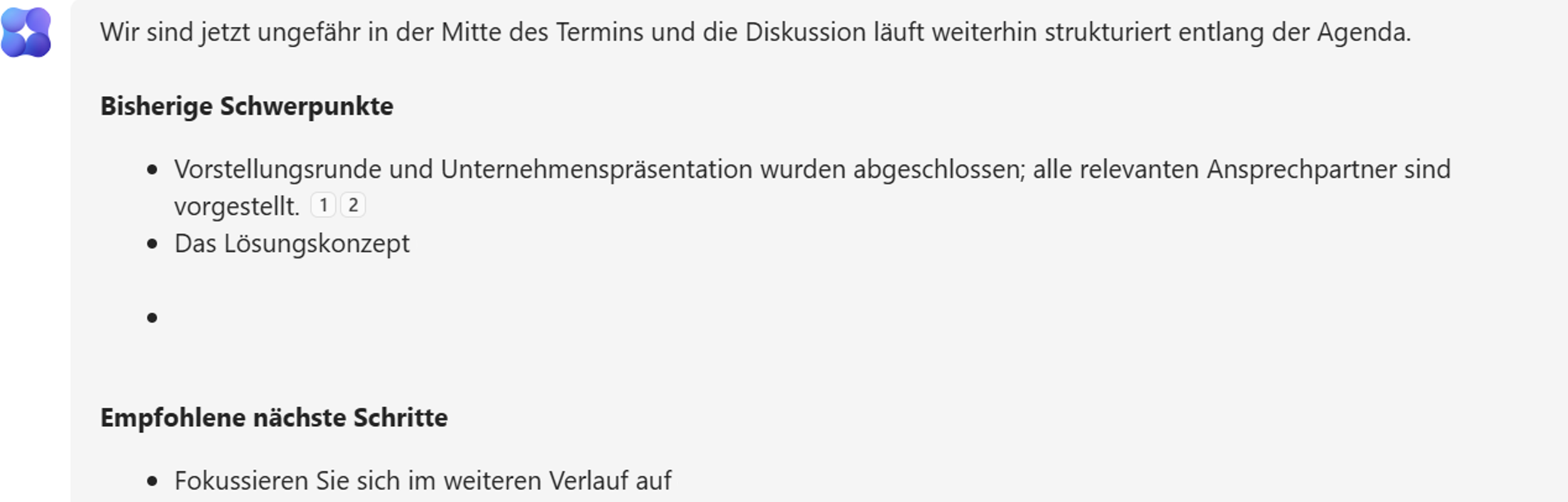 Screenshot. Facilitator meldet sich im Chat, fasst die bisherigen Schwerpunkte zusammen und empfiehlt nächste Schritte.