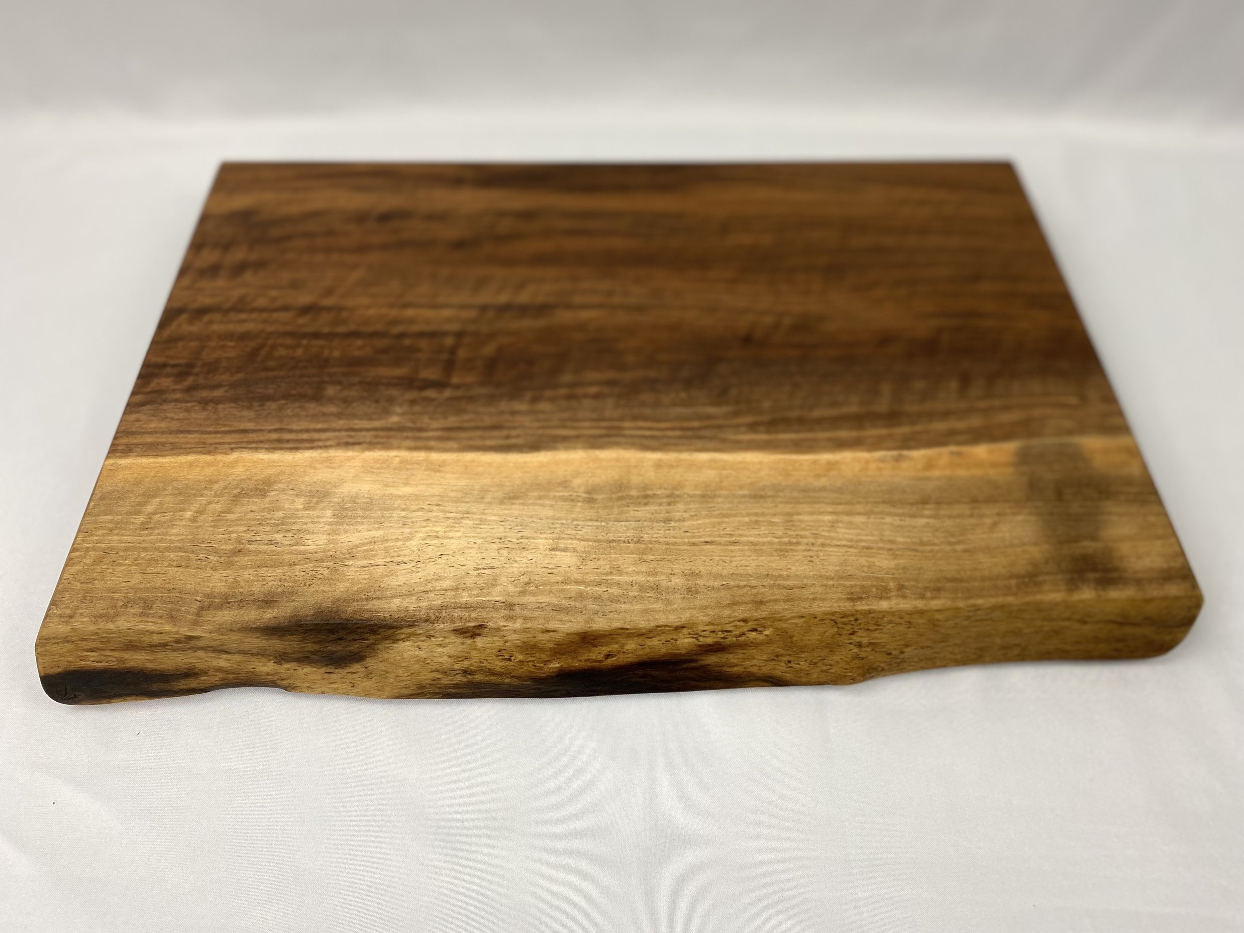 Live Edge Walnut Cutting Serving Board (2).jpeg