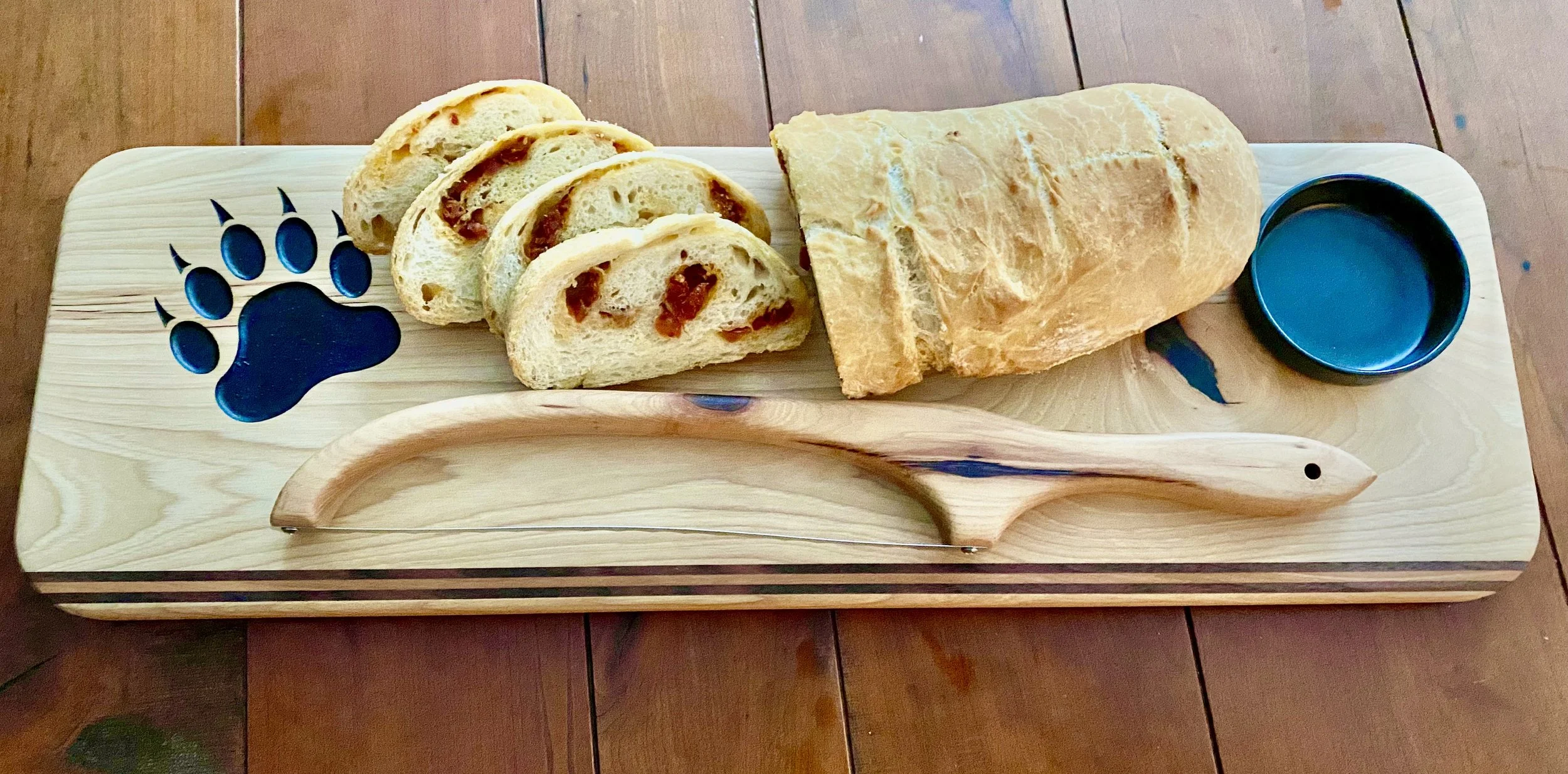 Bear Paw Bread Board w/Knife - SOLD