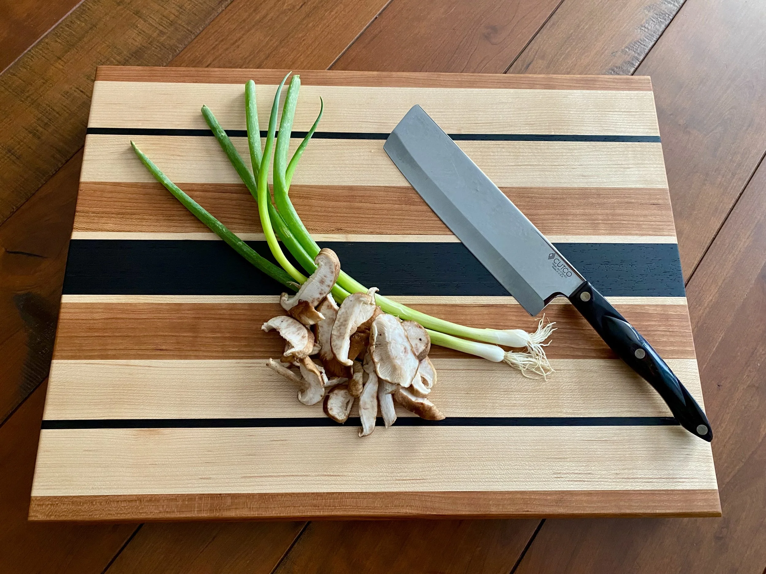 Classic Chopping Board