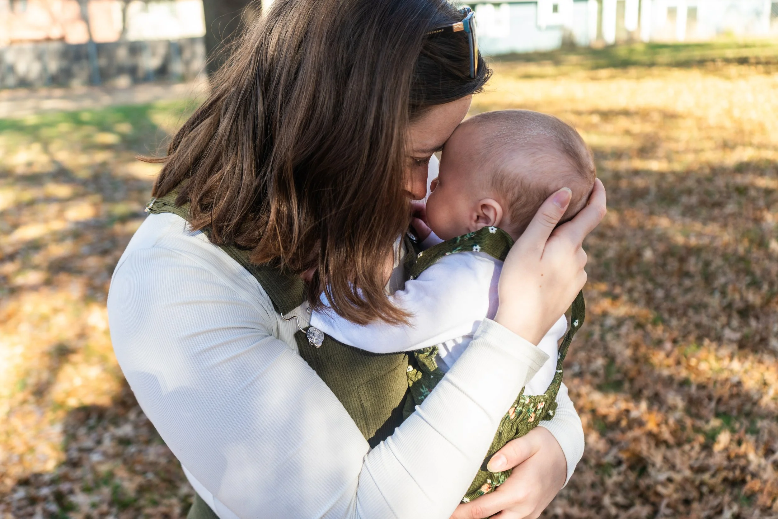 mother_holding_child