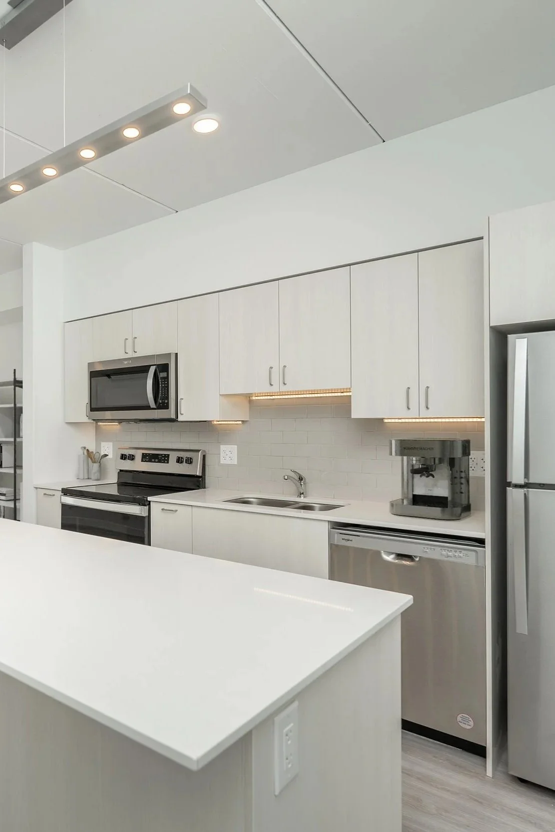 Kitchen+%26+Dining_final.jpg
