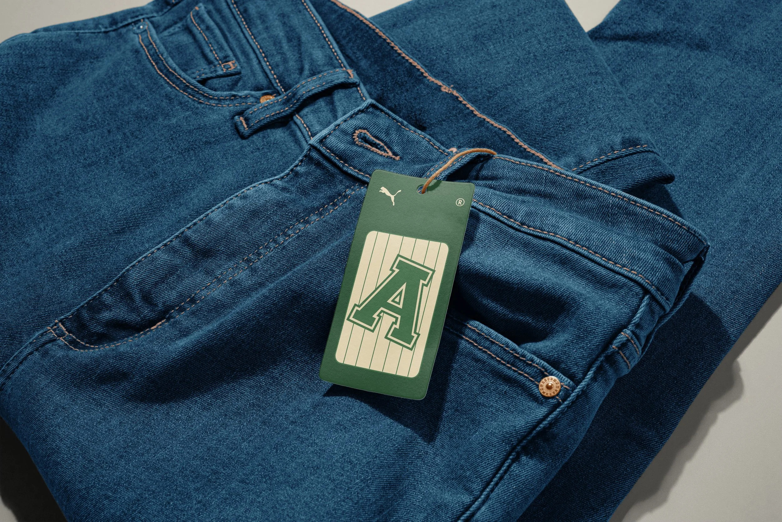 label jeans.jpg