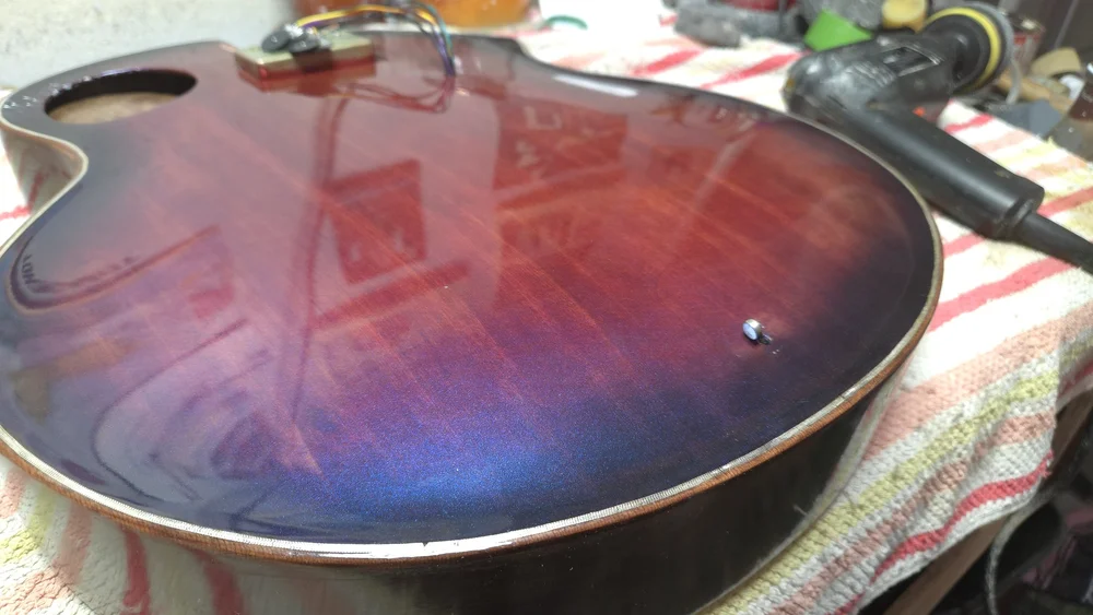 Bullfrog Archtop &mdash; assembly