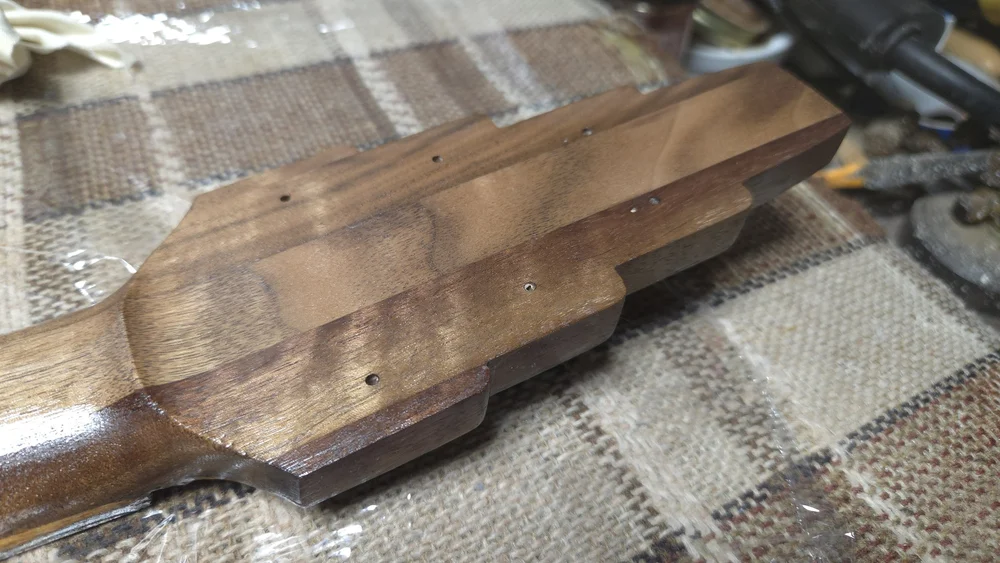 Bullfrog Archtop &mdash; the neck