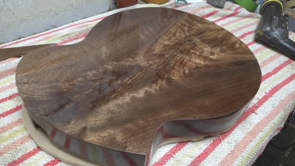 Bullfrog Archtop &mdash; finish process