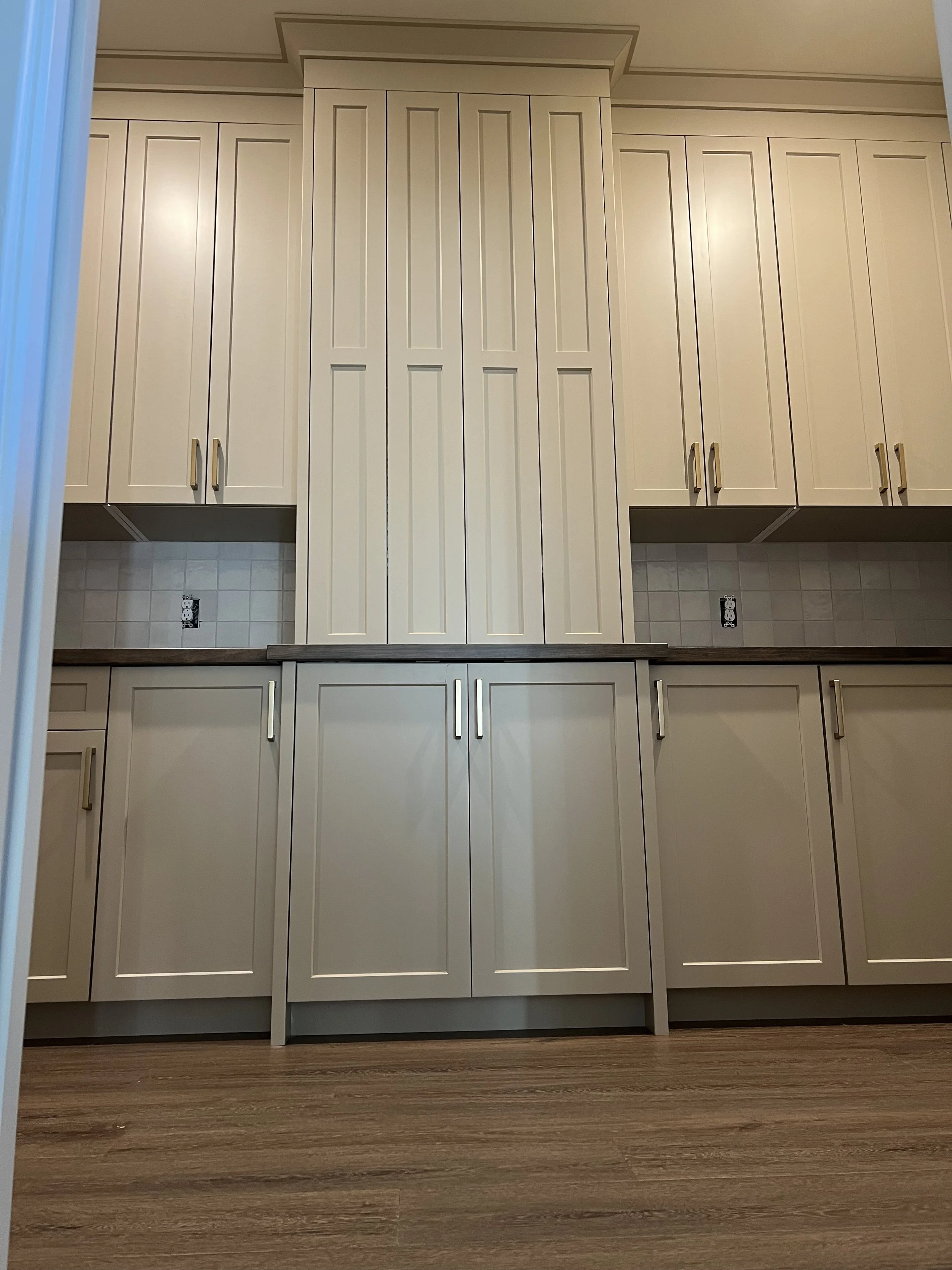 19 sprengeler-construction-mudroom-custom-cabinetry-storage-mankato-mn.jpeg