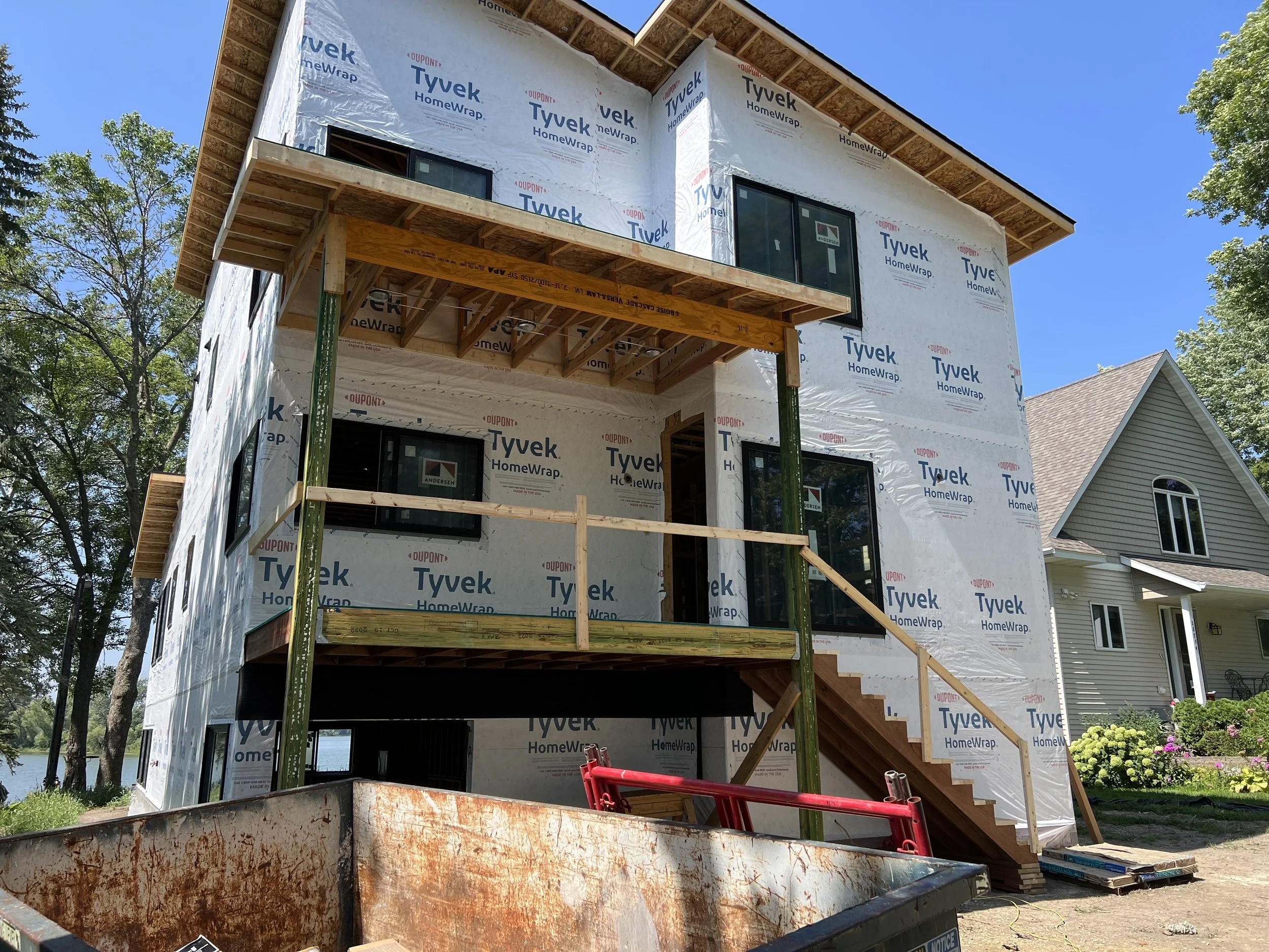8 modern-home-exterior-framing-deck-structure-lakeside.jpegming-deck-structure-lakeside.jpeg