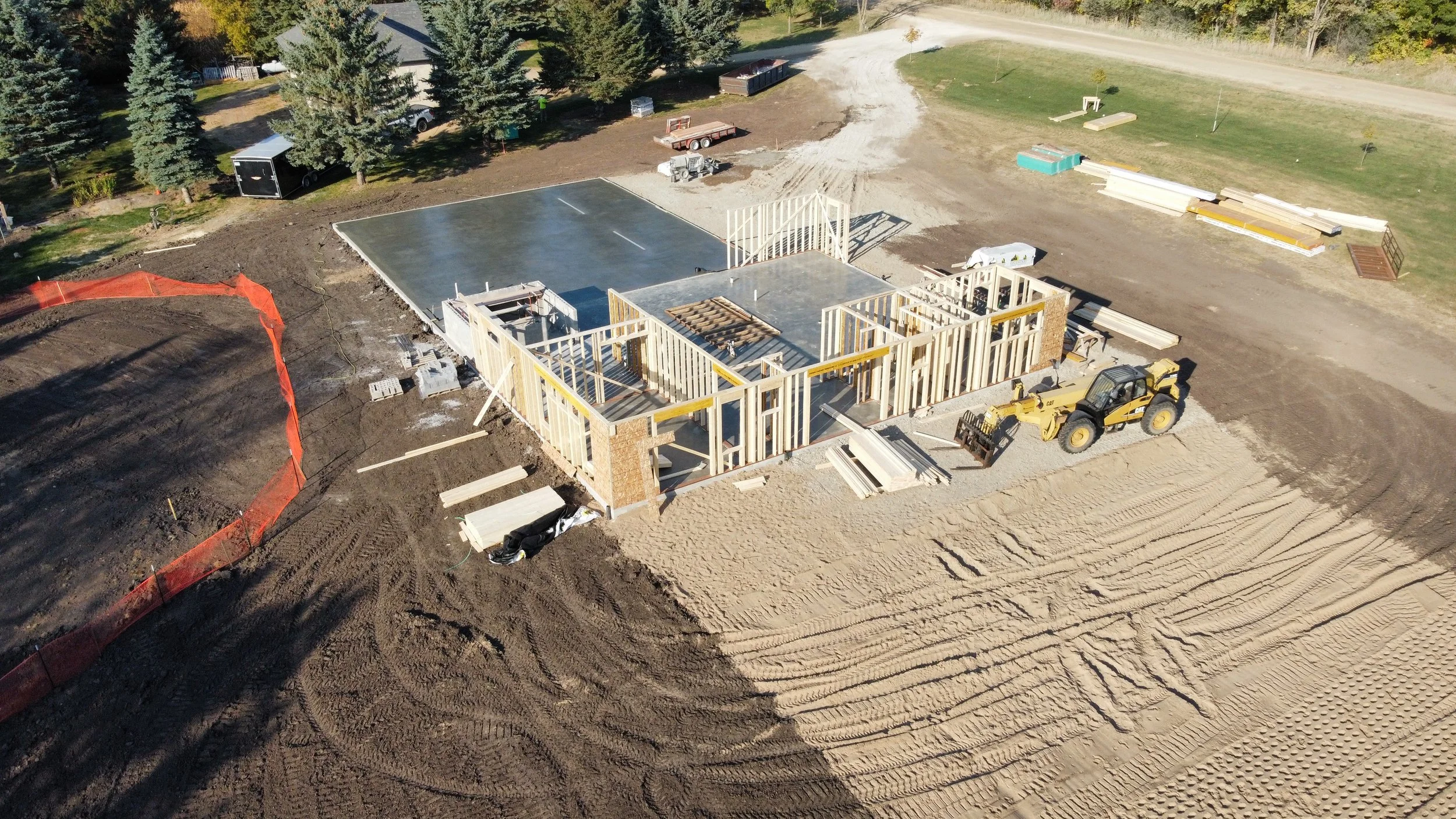 14 sprengeler-construction-barndominium-framing-progress-structure-build.JPG