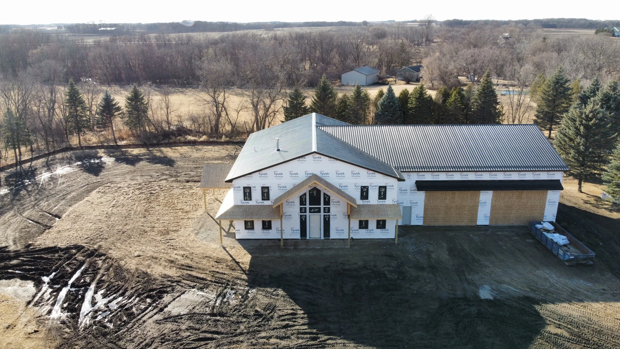 34 sprengeler-construction-barndominium-nearly-finished-exterior-drone-view.JPG