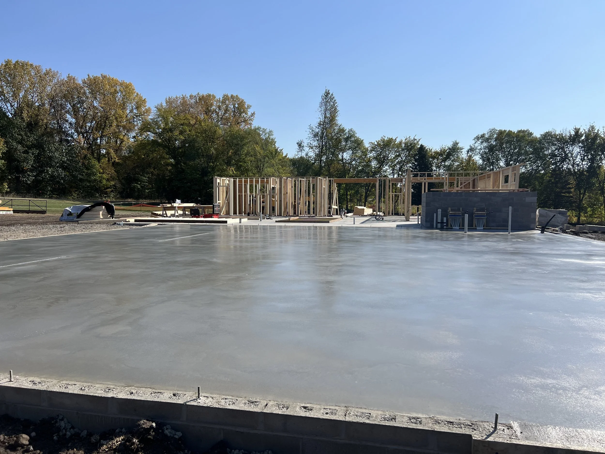 8 sprengeler-construction-barndominium-site-equipment-prep-construction-phase.jpeg