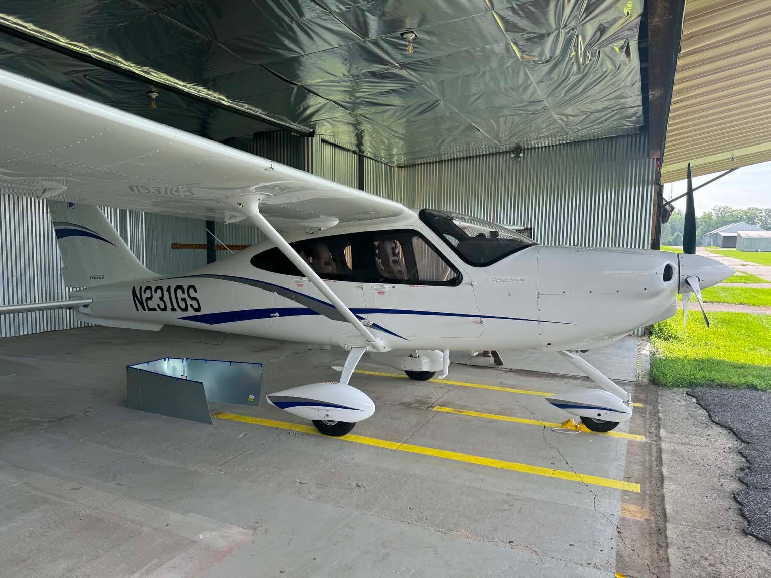 Alexandria Airport Aircraft Detailing