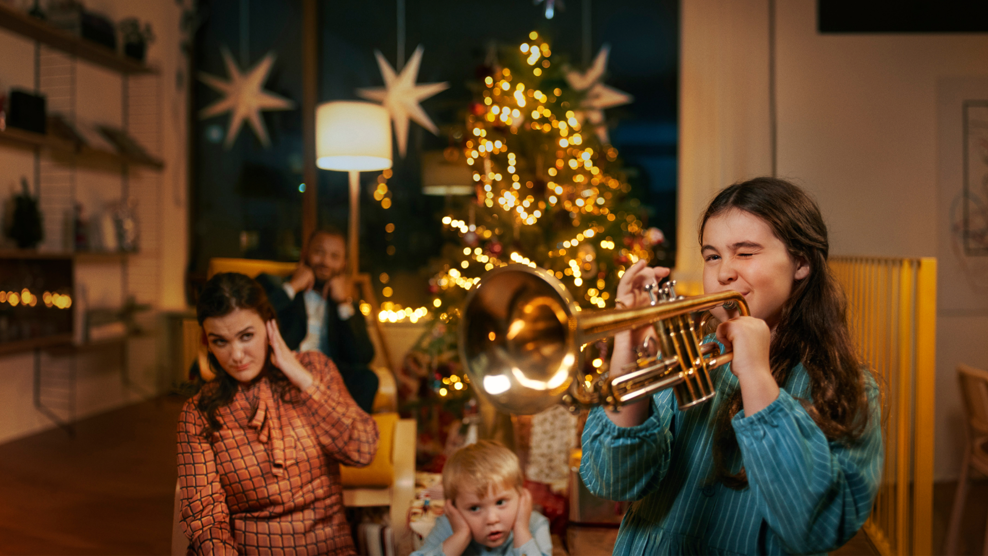 Let's put Christmas together