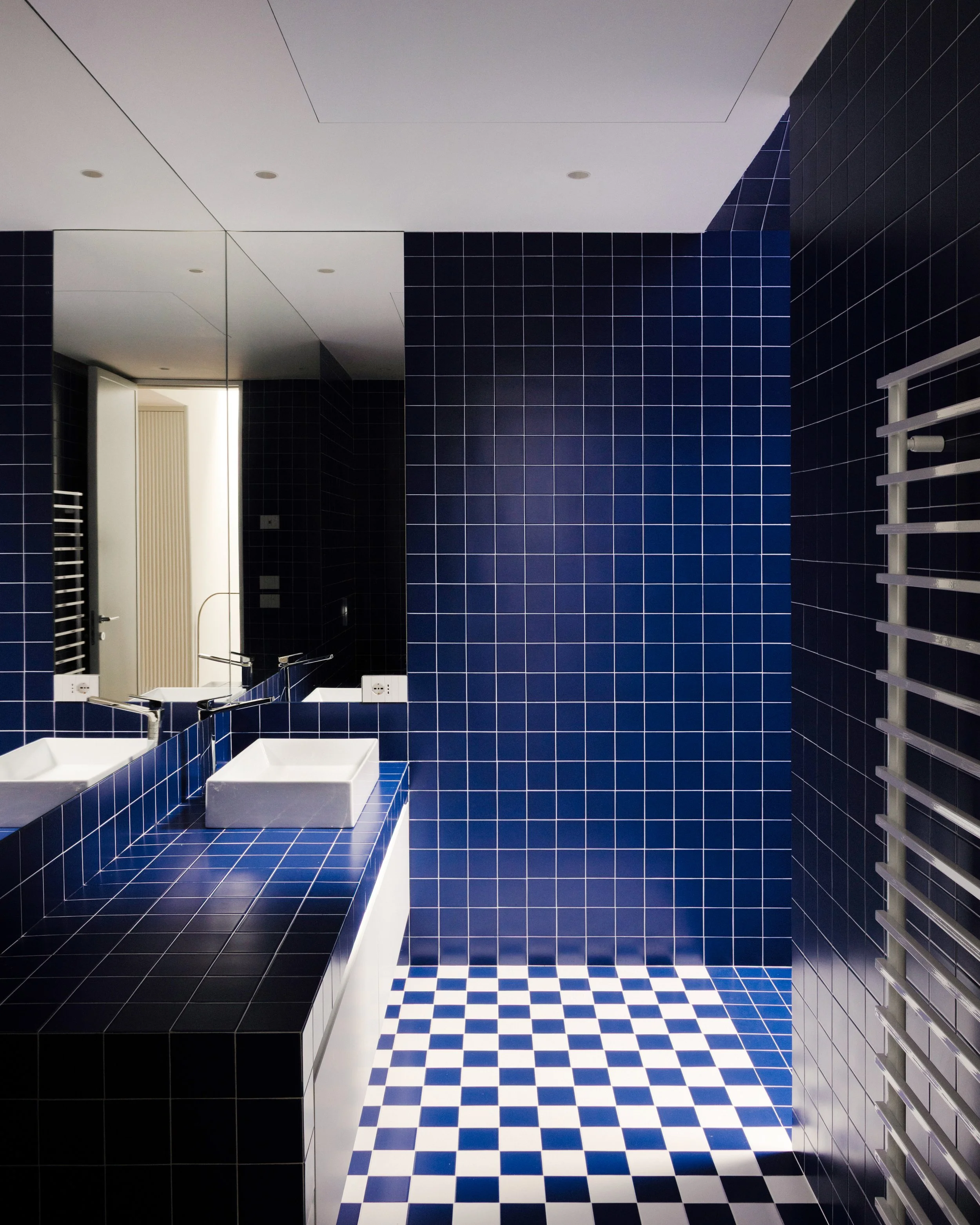 tiles blue chess architecture minimal