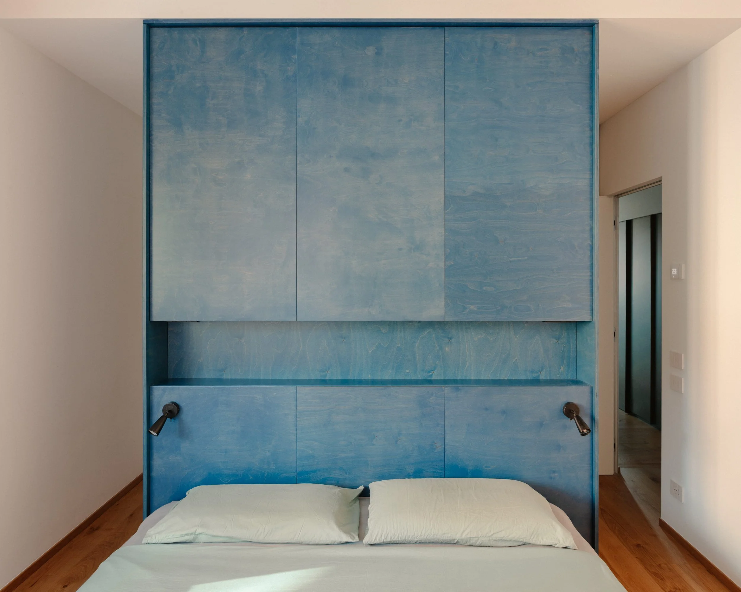 bedroom blue closet architecture
