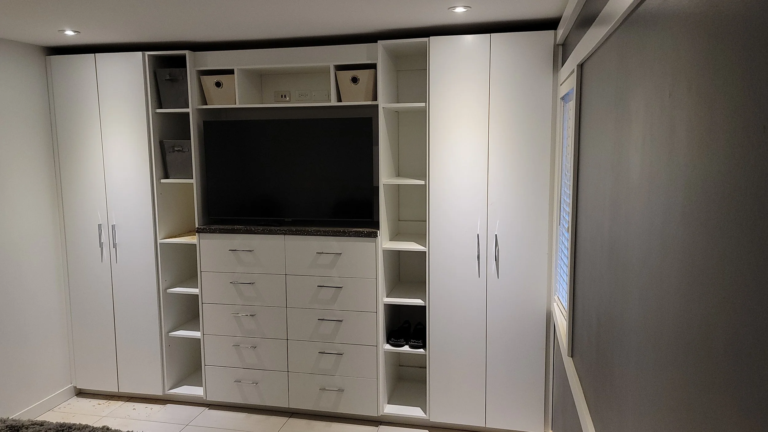 Custom Built-In Wardrobe
