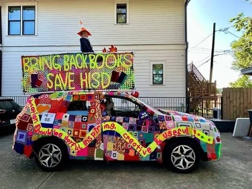 yarn-bombing workshop