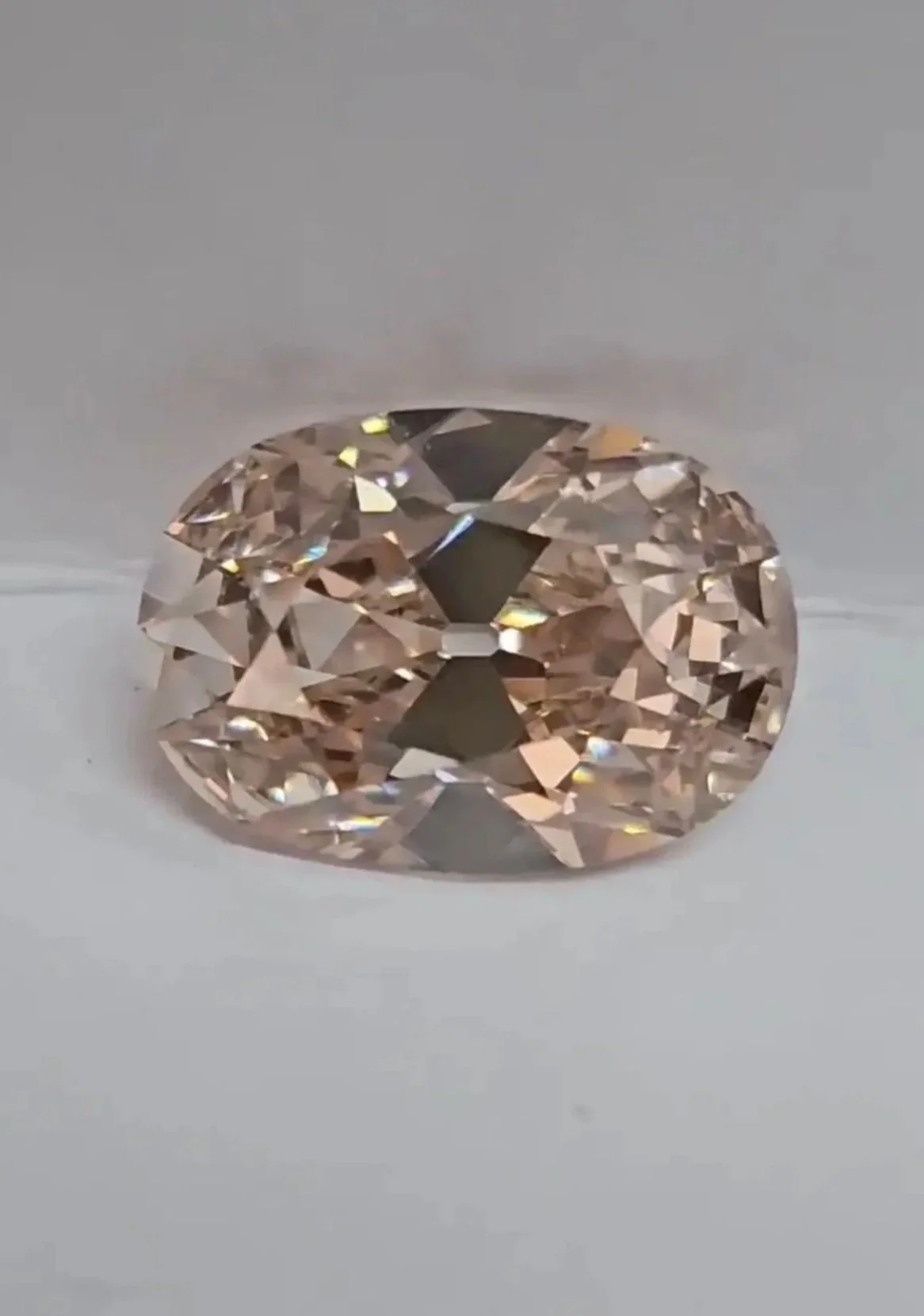 5 carat antique hybrid oval/cushion cut diamond - light brown champagne