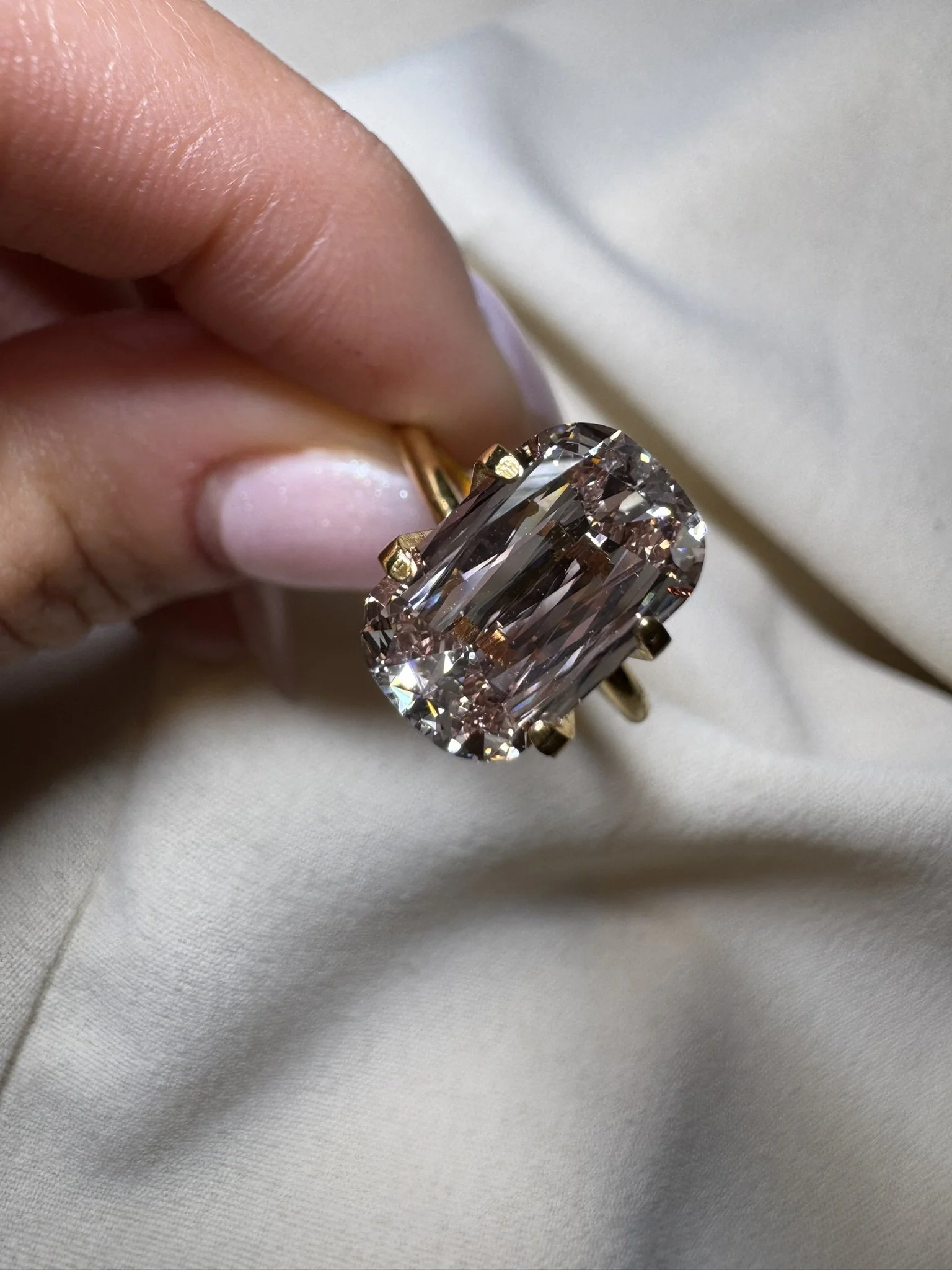 3.57 carat ashoka cut diamond - light pink champagne