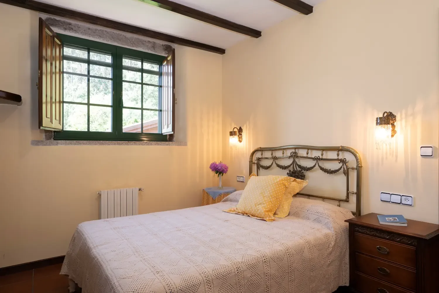 The Investigator Duo (Double Room) | 1st Edition