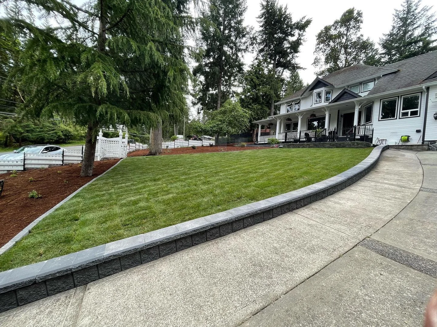 White Willis Point House.jpg